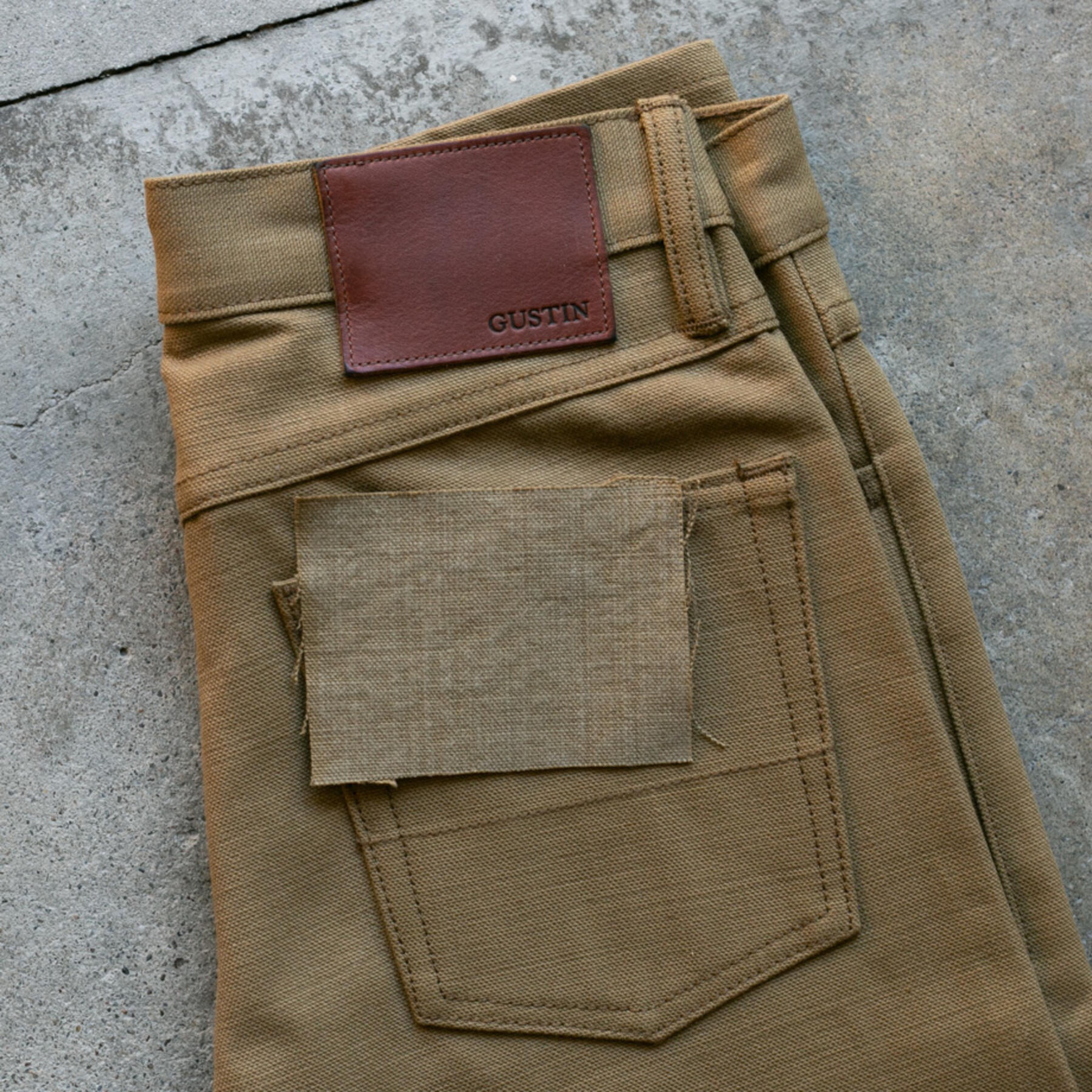 gustin #143 japan monster duck - dark khaki