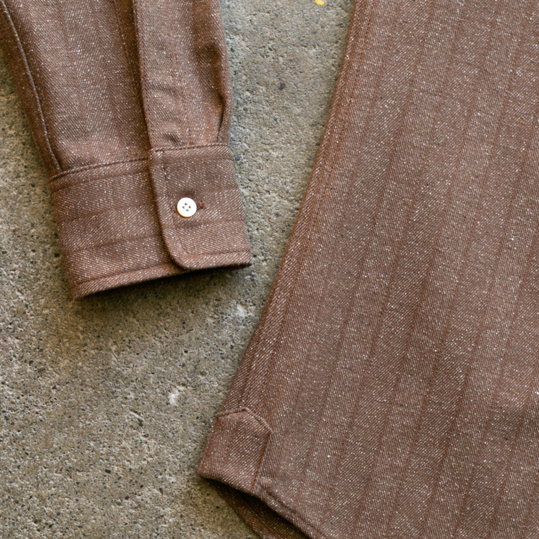 gustin #896 super heavy herringbone nep - brown