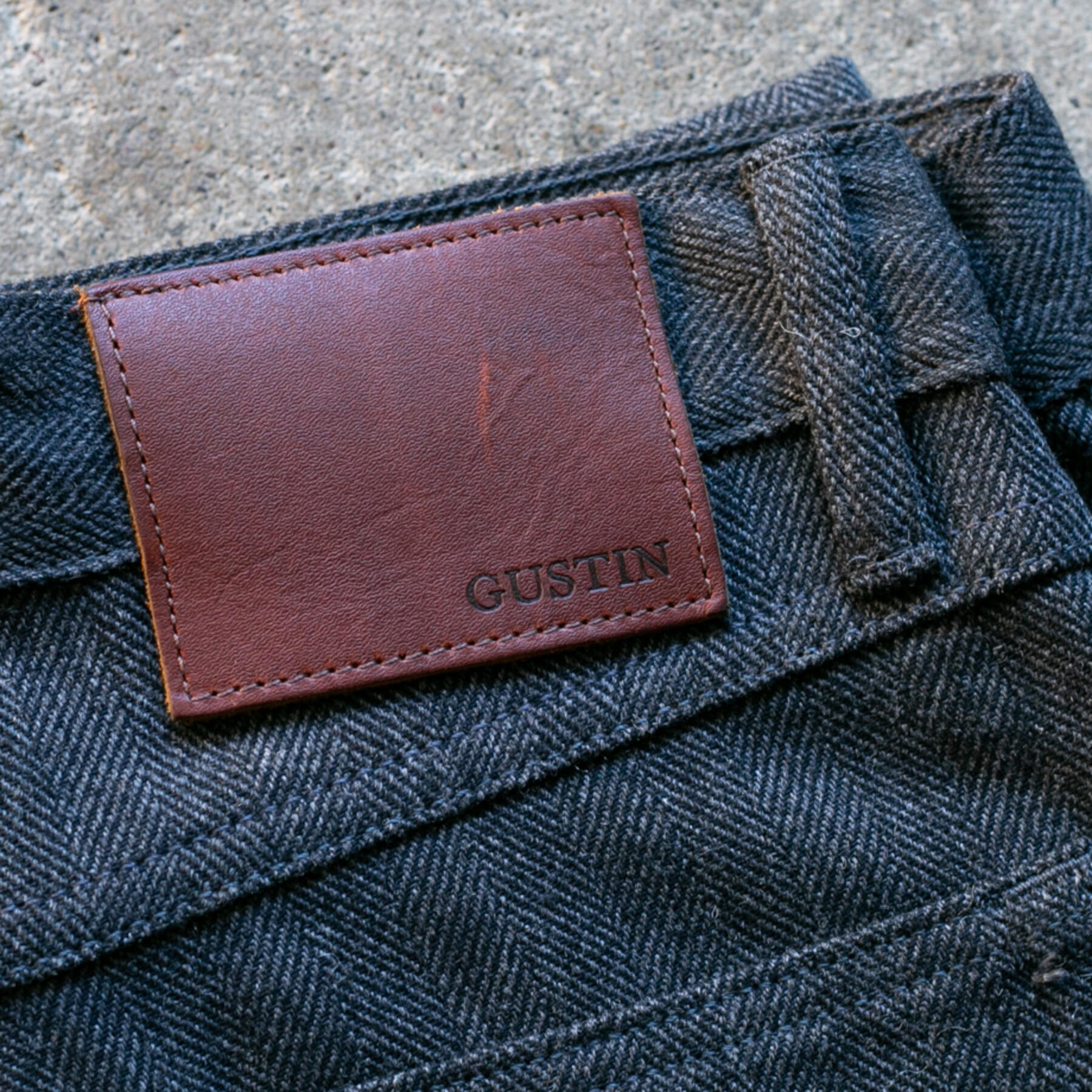 gustin #152 classic herringbone 5 pocket - charcoalxblack