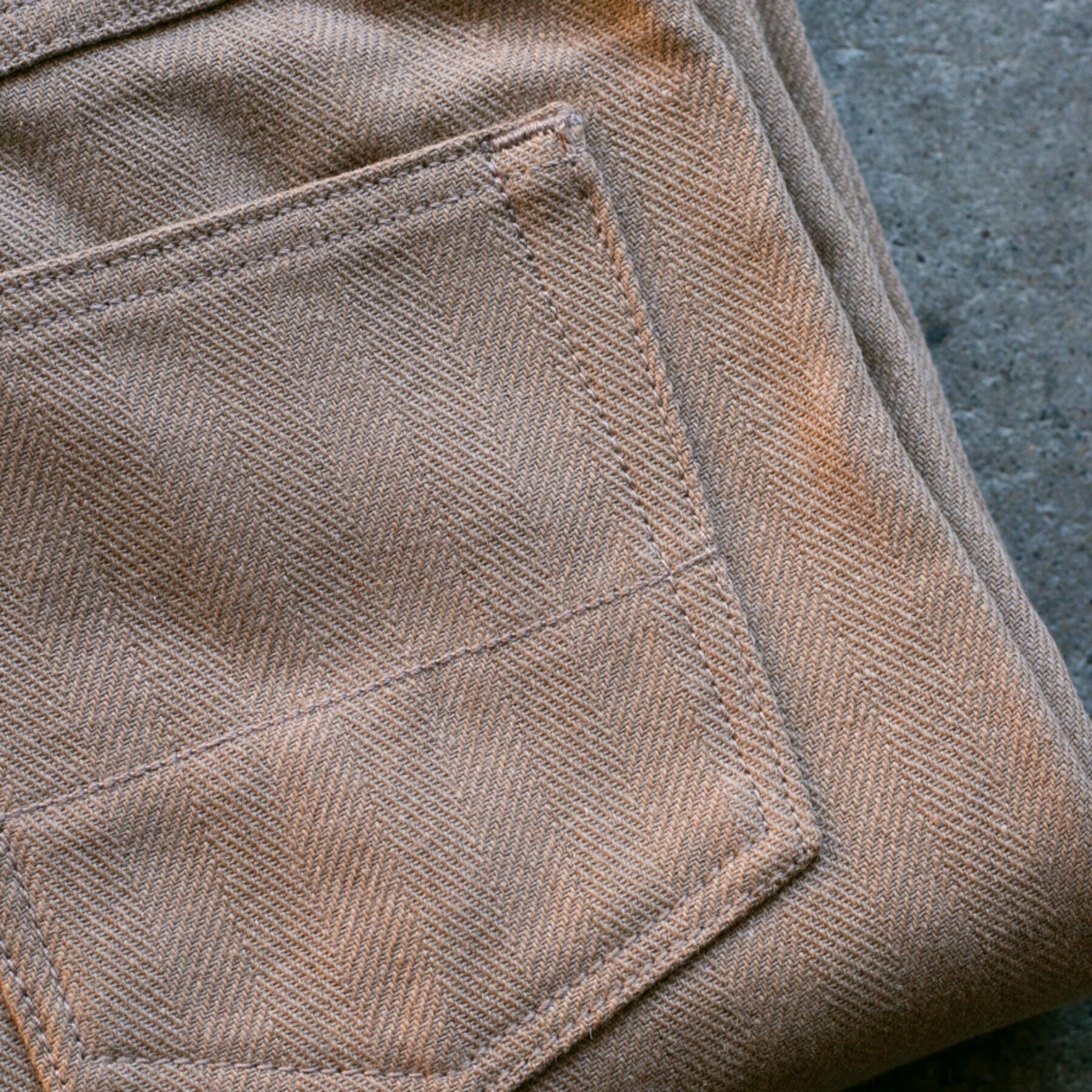 gustin #154 classic herringbone 5 pocket - sand