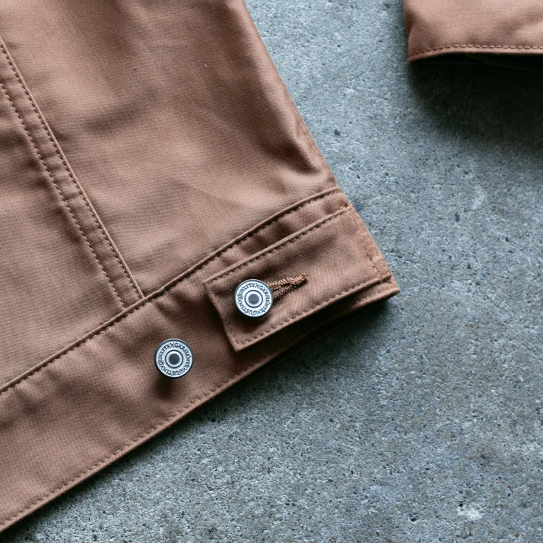 gustin 60/40 mountain cloth trucker jacket - gold khaki