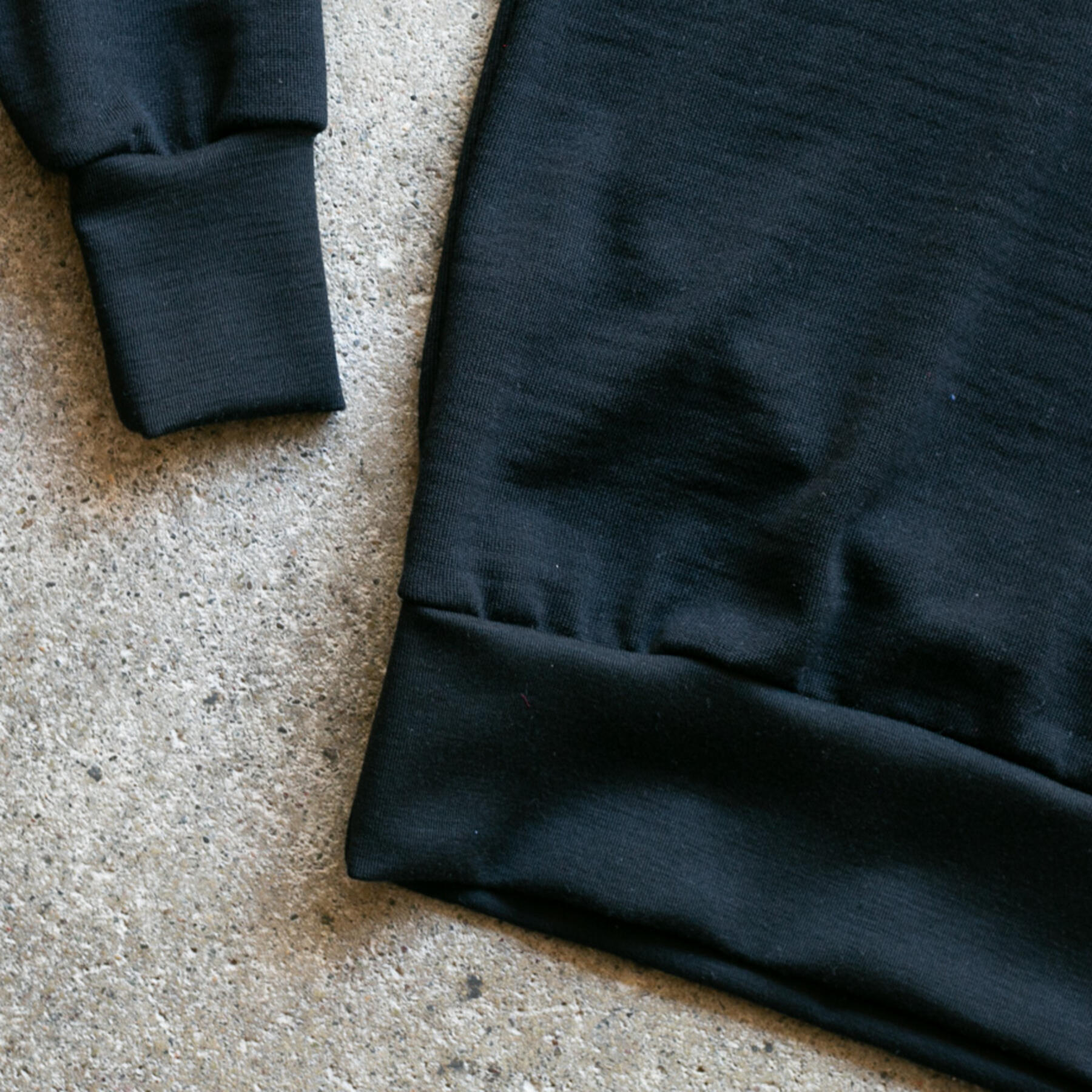gustin merino wool sweatshirt - black