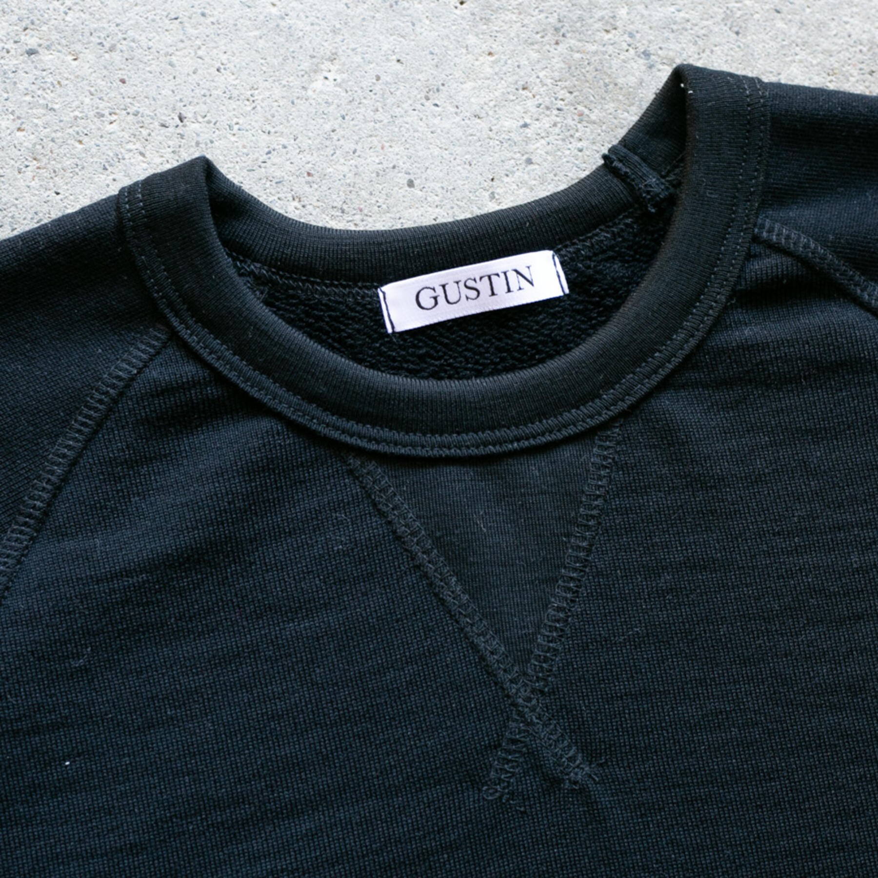 gustin merino wool sweatshirt - black