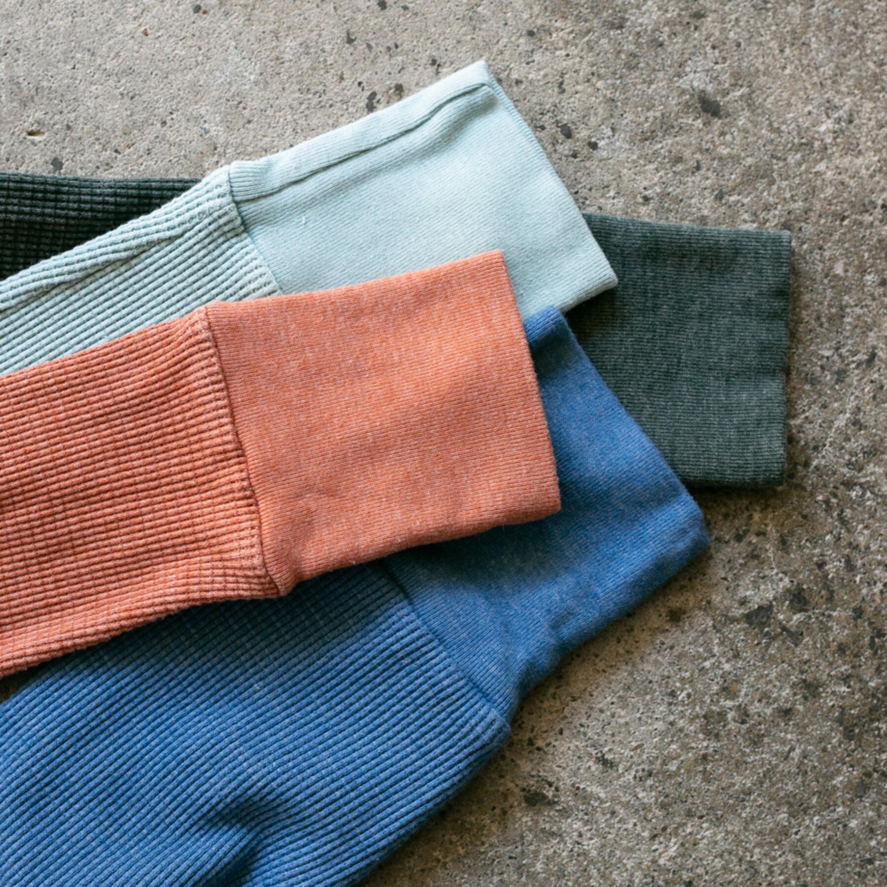 gustin waffle henley 4 pack (sunset, faded azure, ocean mist, hunter)