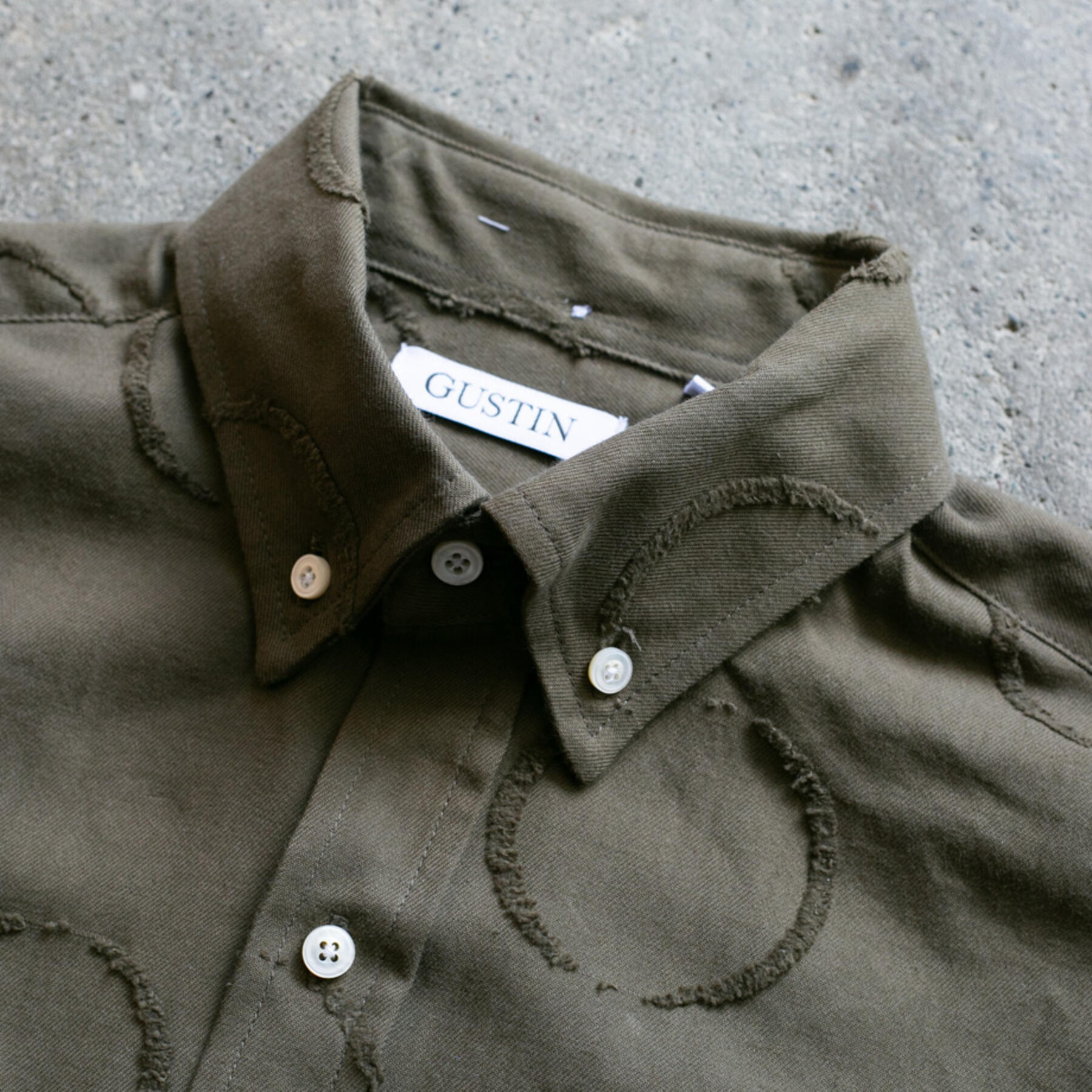 gustin #514 tufted circle shirt - olive