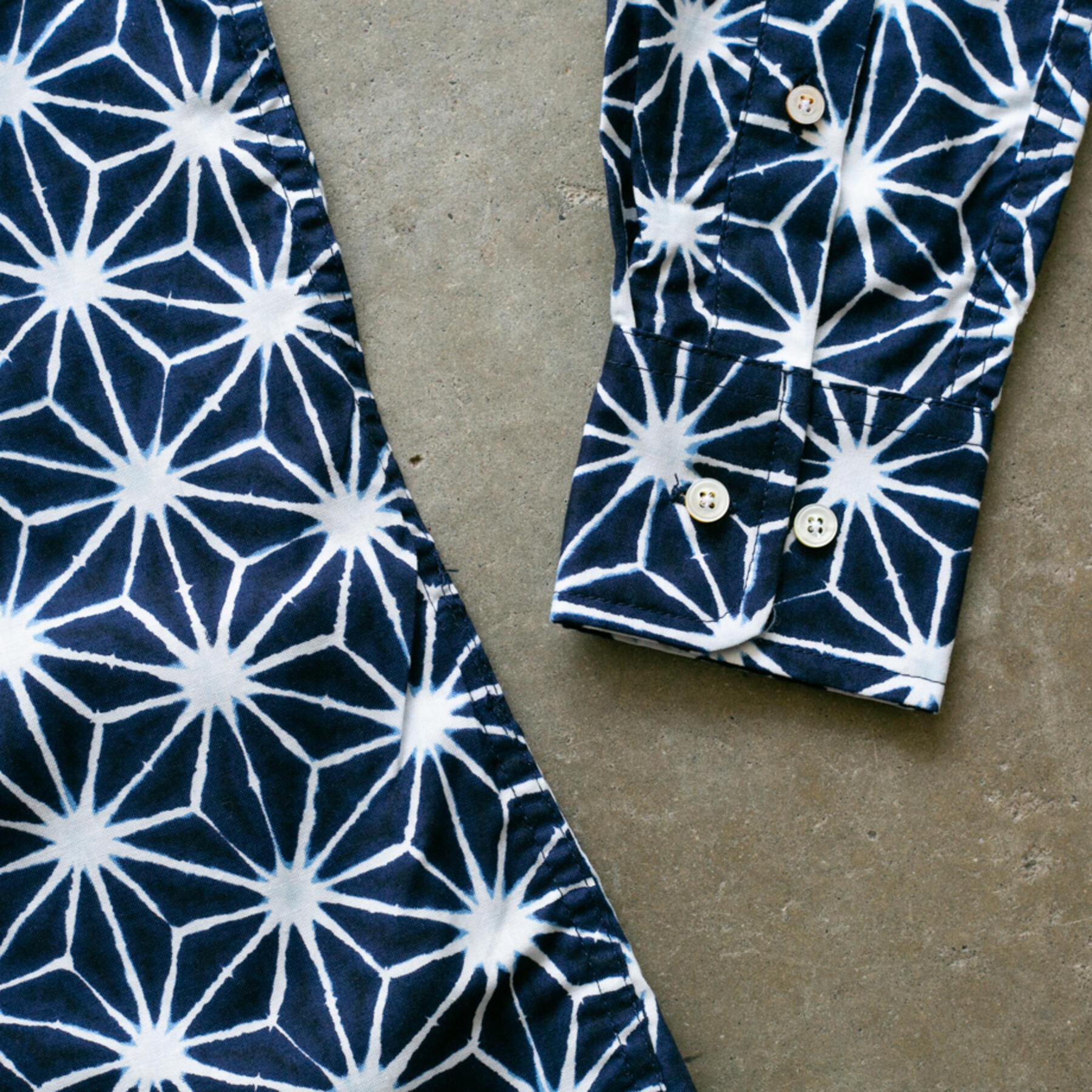 gustin #835 japan shibori dye stars - navy