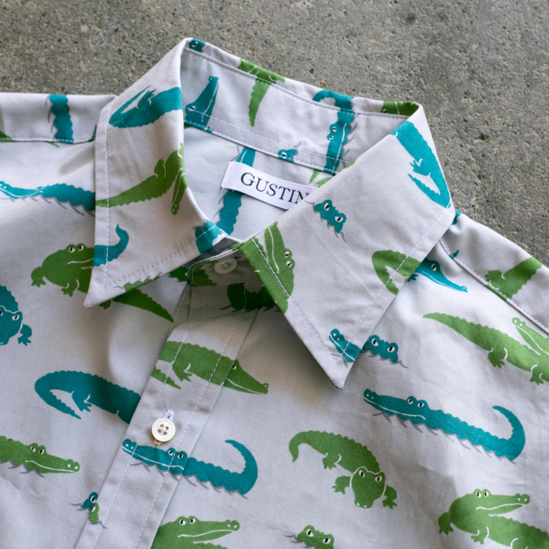 gustin #942 alligators short sleeve shirt - grey