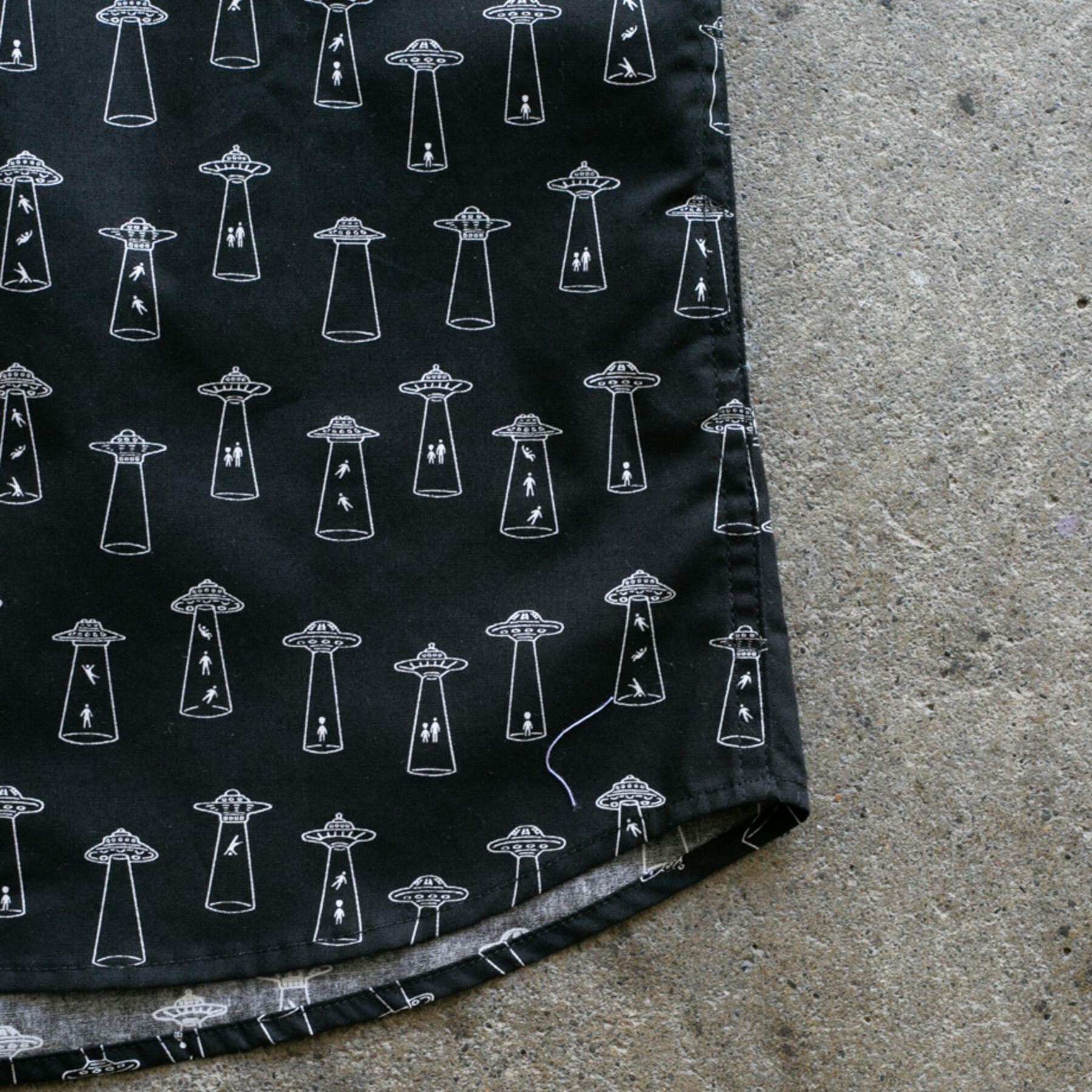 gustin #944 aliens short sleeve shirt - black
