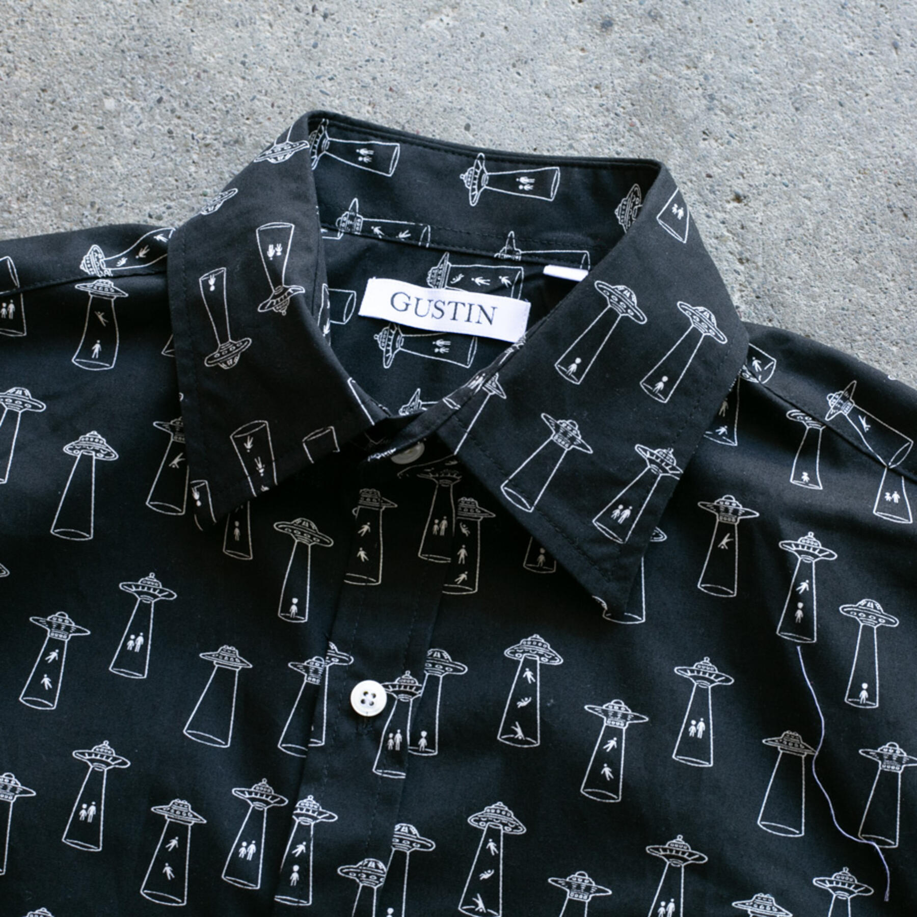 gustin #944 aliens short sleeve shirt - black