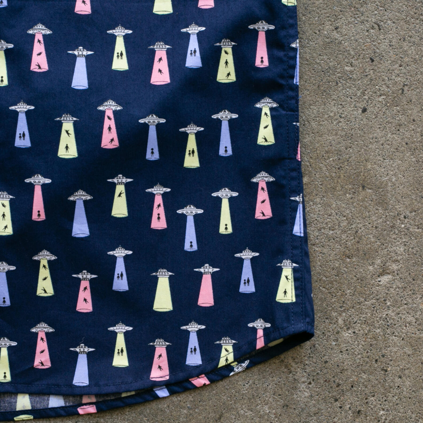 gustin #946 aliens short sleeve shirt - navy