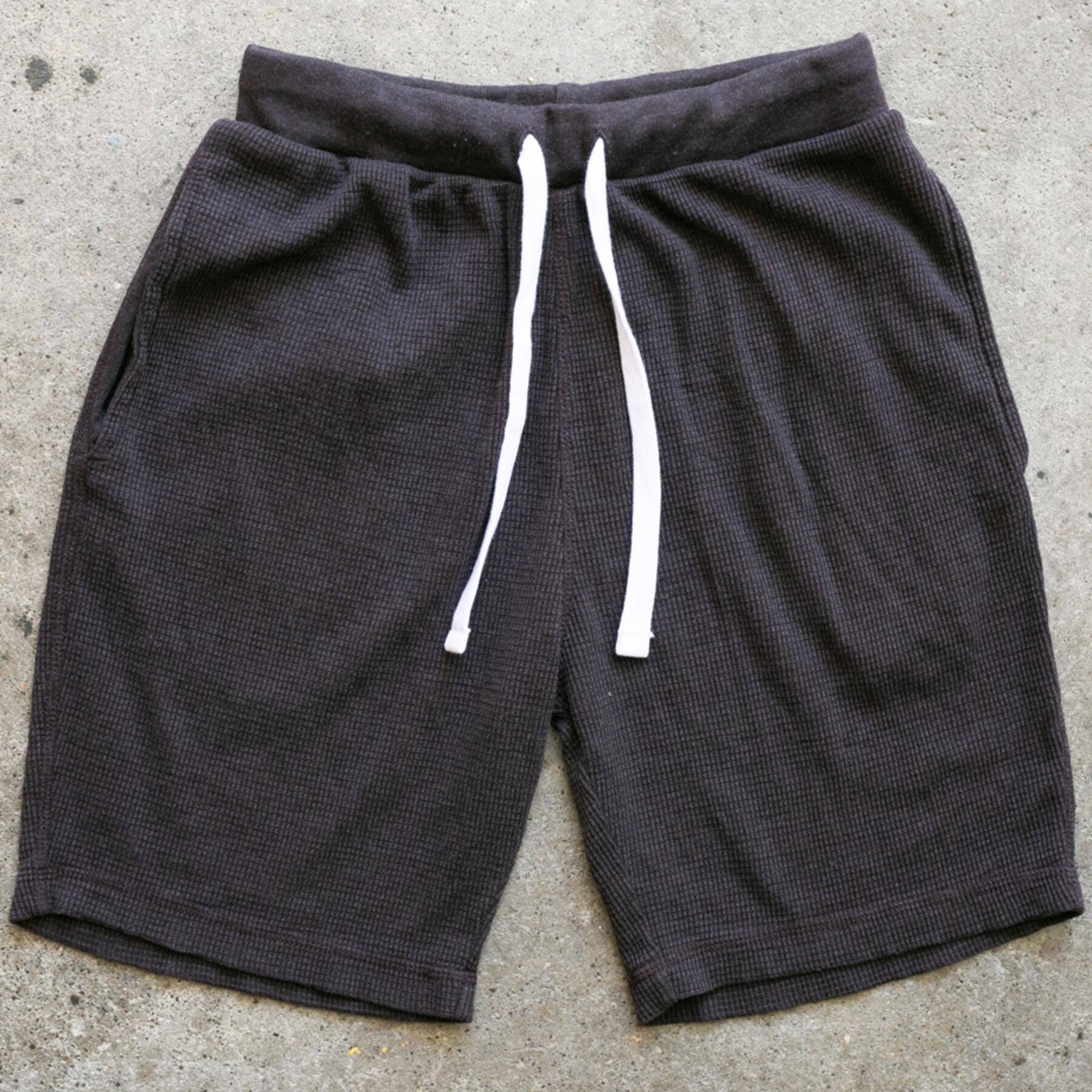 gustin waffle sweatshorts - oxblood