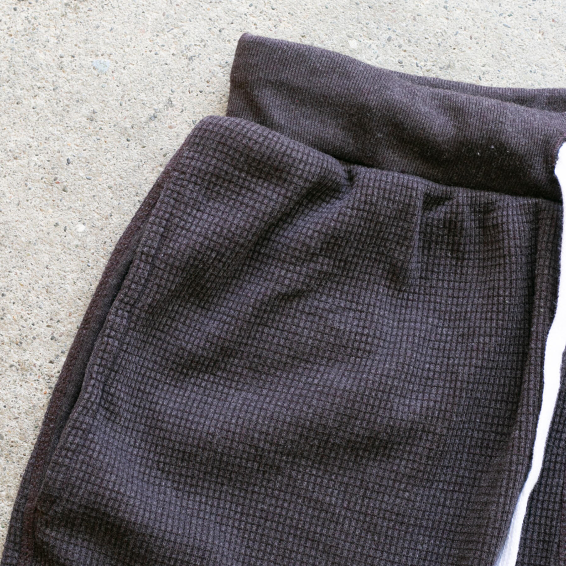 gustin waffle sweatshorts - oxblood