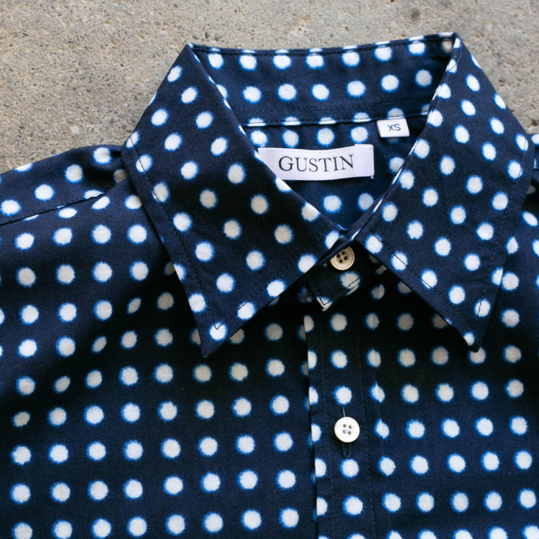 gustin #960 shibori dye dots short sleeve shirt - navy