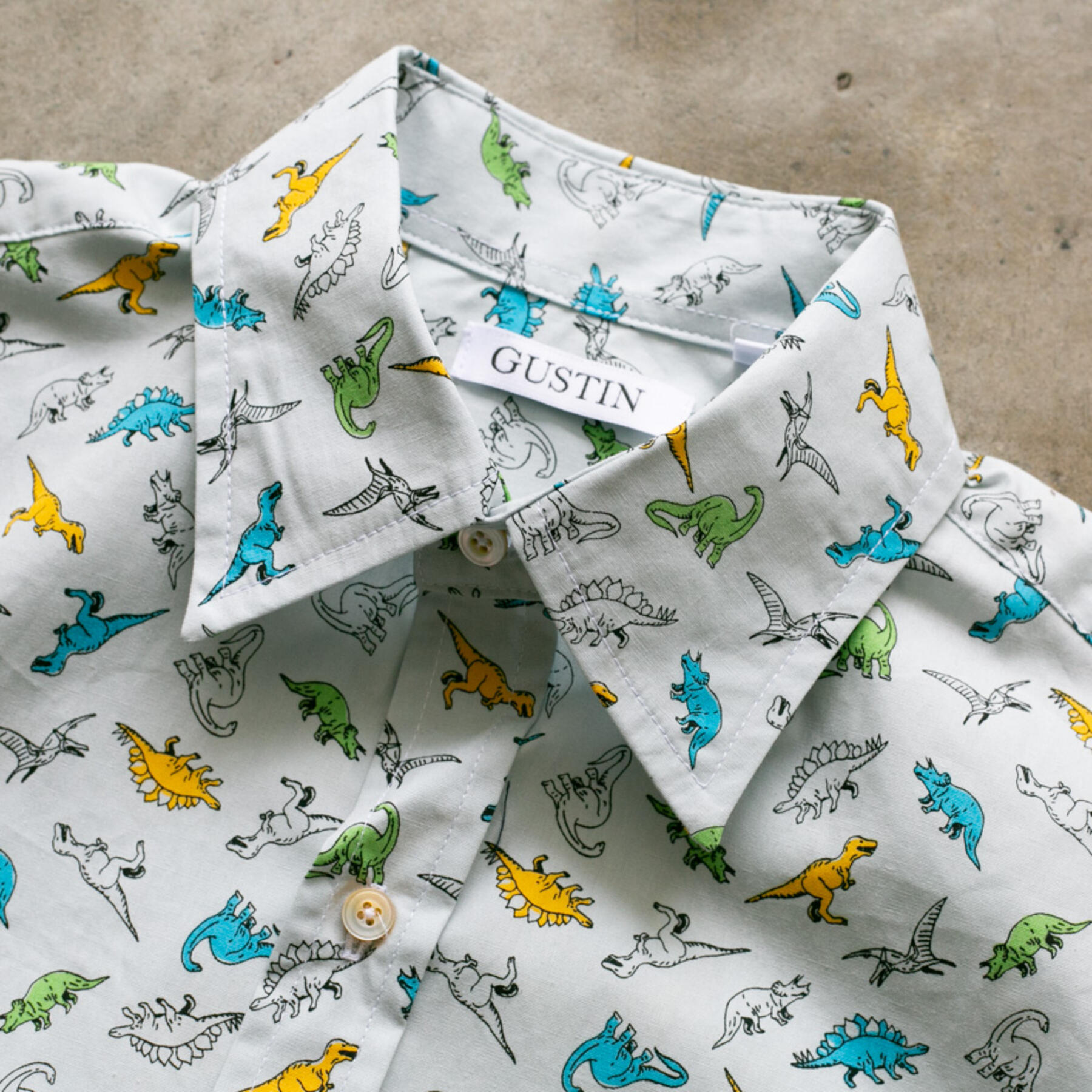 gustin #972 the dinosaur shirt - grey