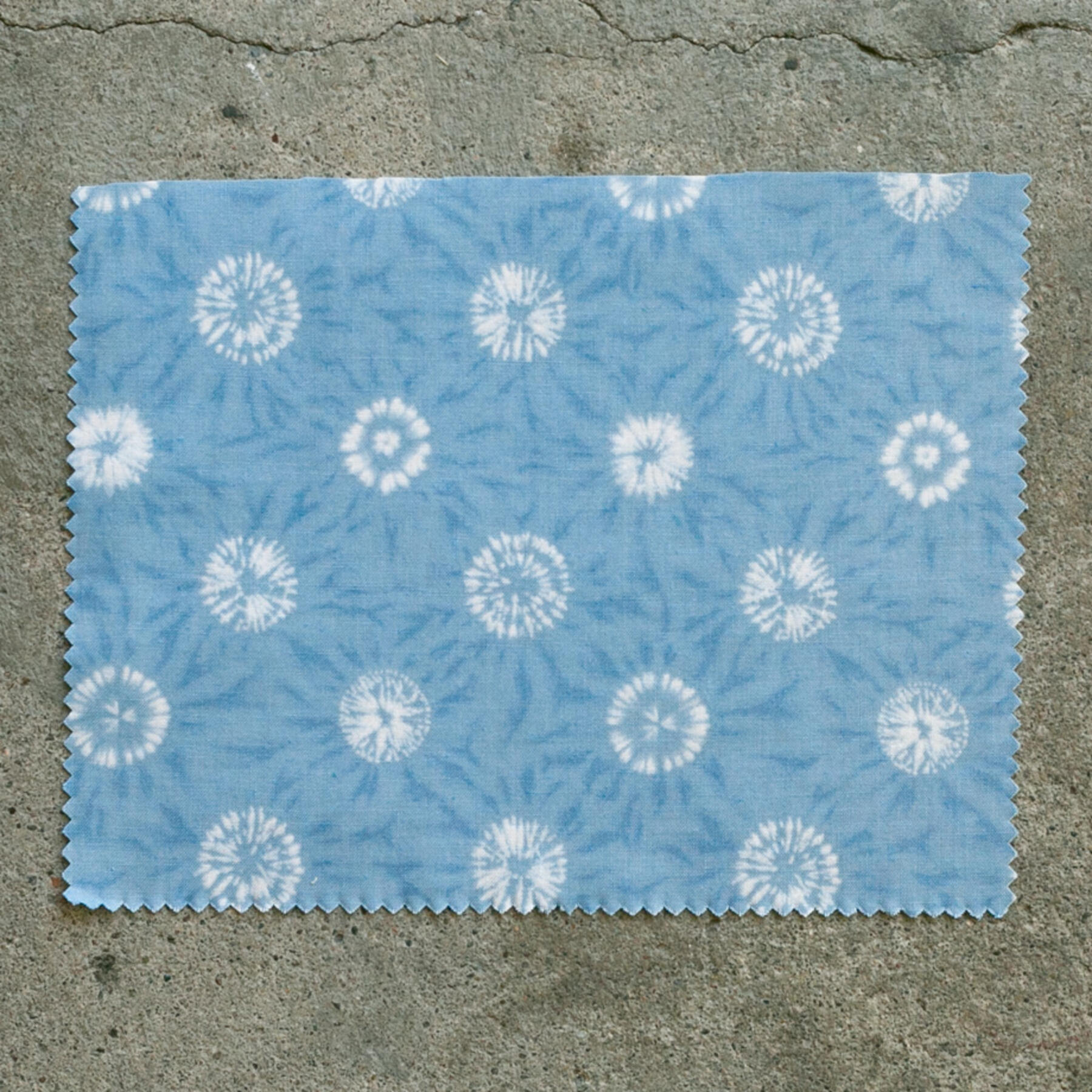 gustin #984 shibori dye starburst short sleeve shirt - sky