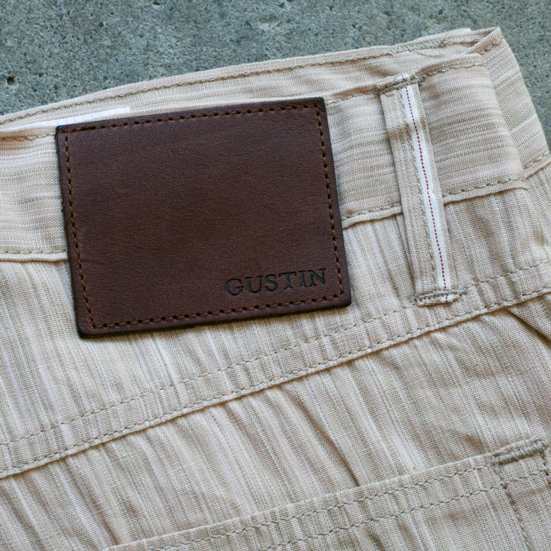 gustin #523 wood grain selvedge - blonde