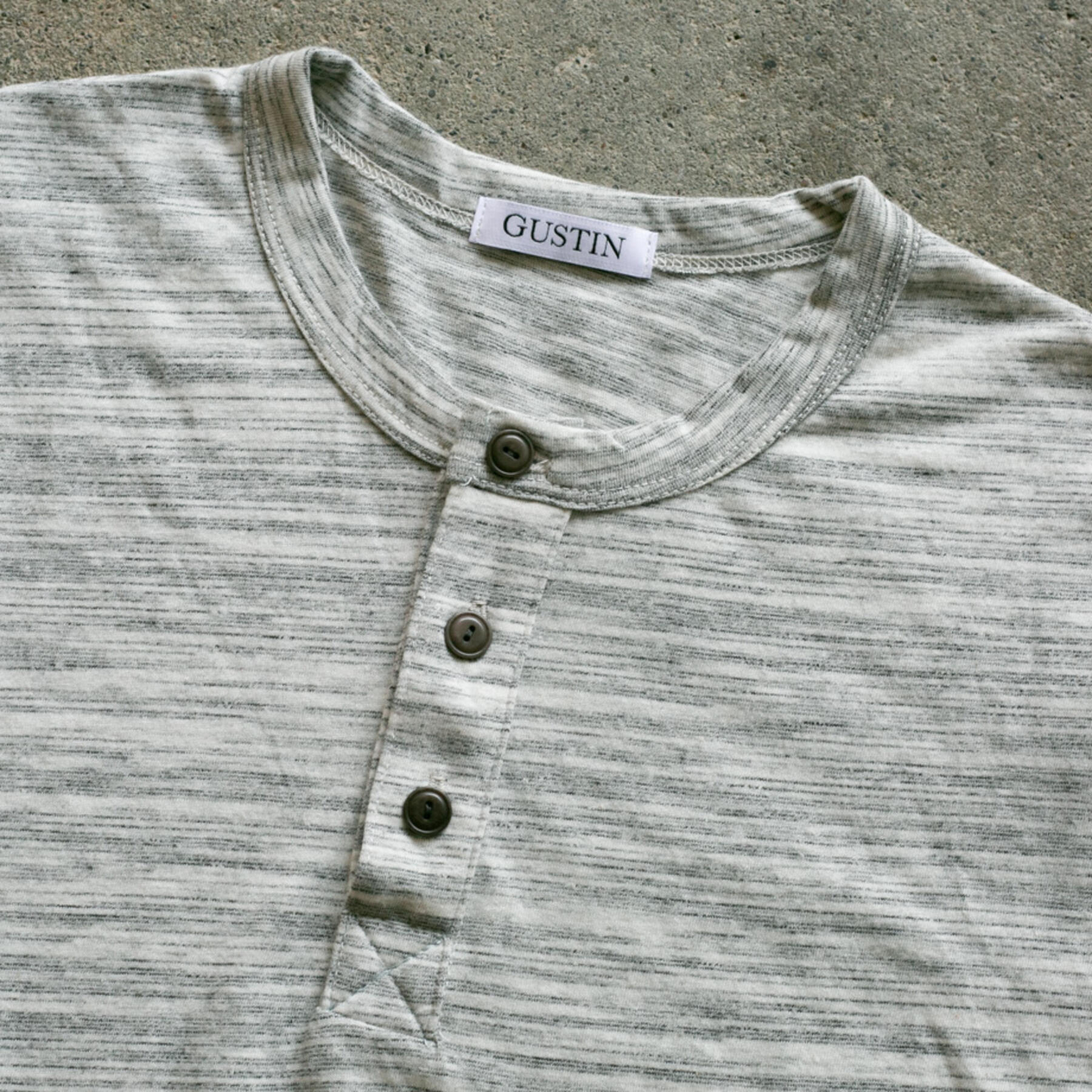 gustin short sleeve henley - mottle stripe