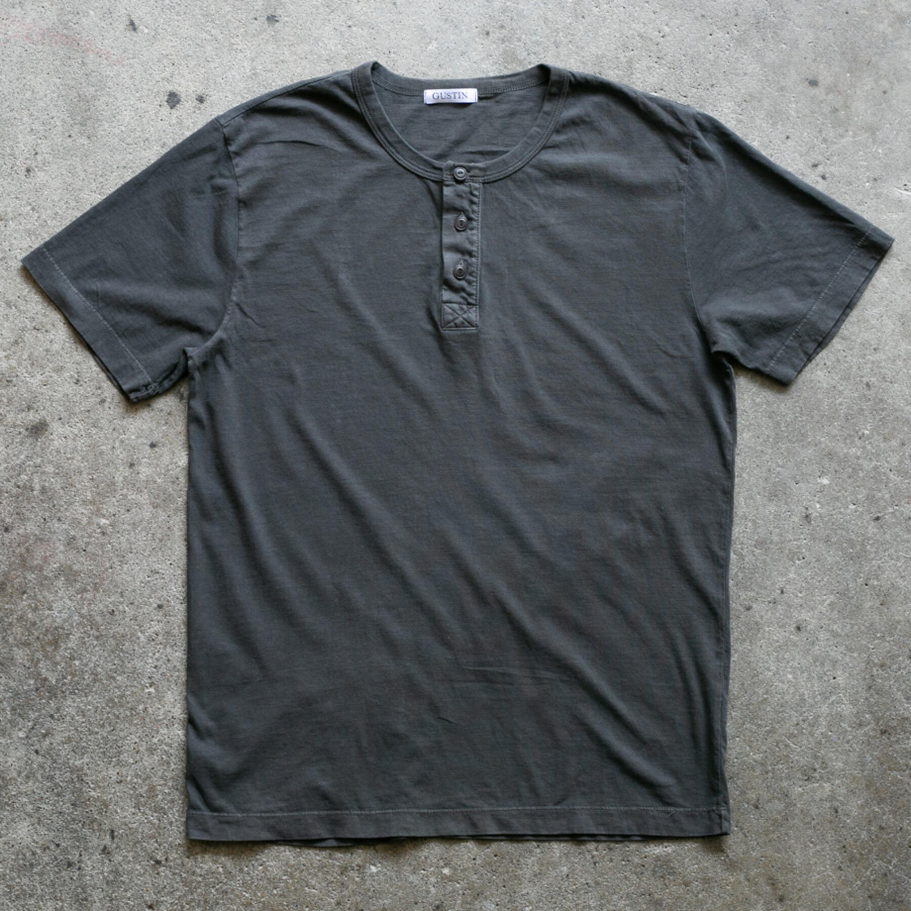 gustin short sleeve henley 2 pack