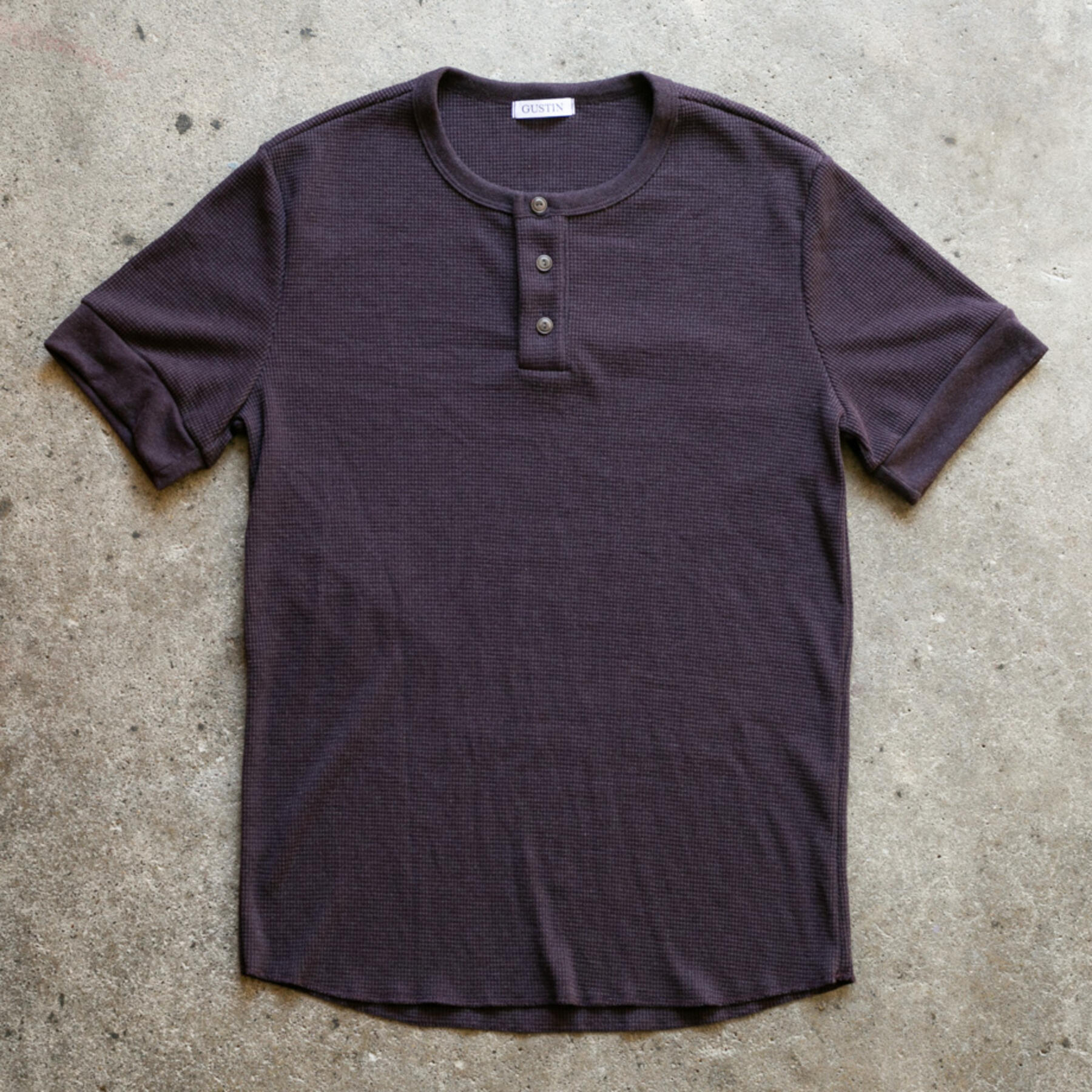 gustin waffle knit short sleeve henley - oxblood