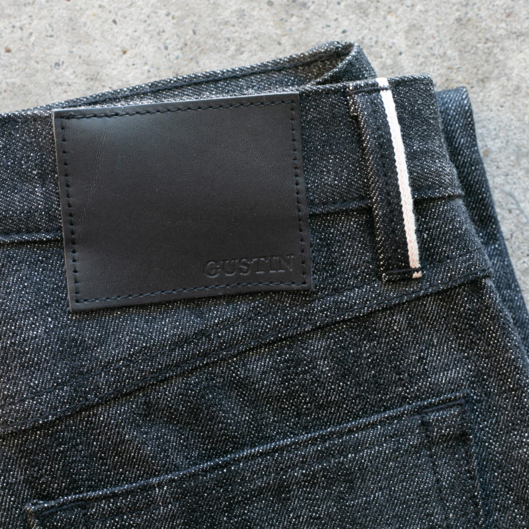 gustin #235 loomstate black