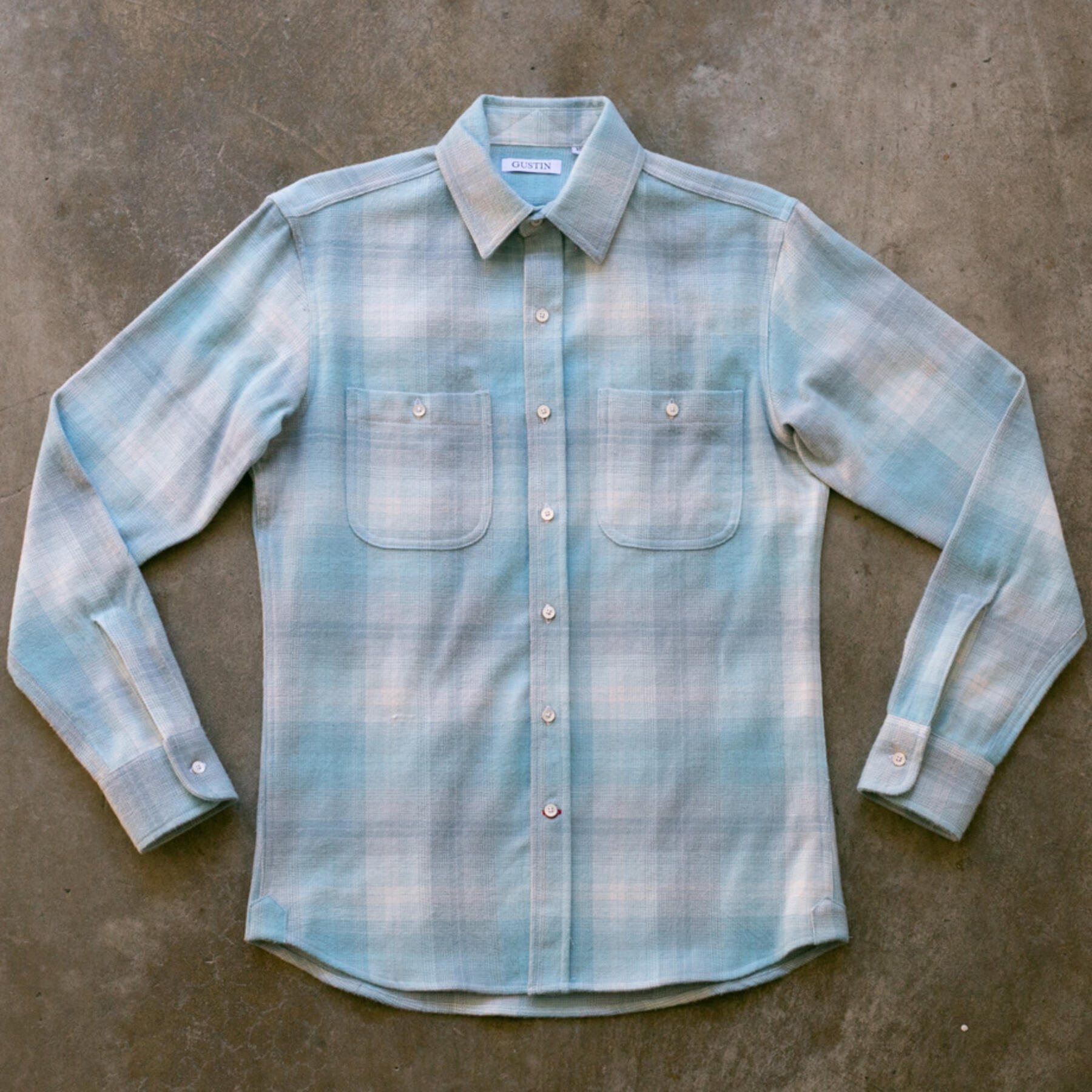 gustin #1039 woodsman flannel - sky