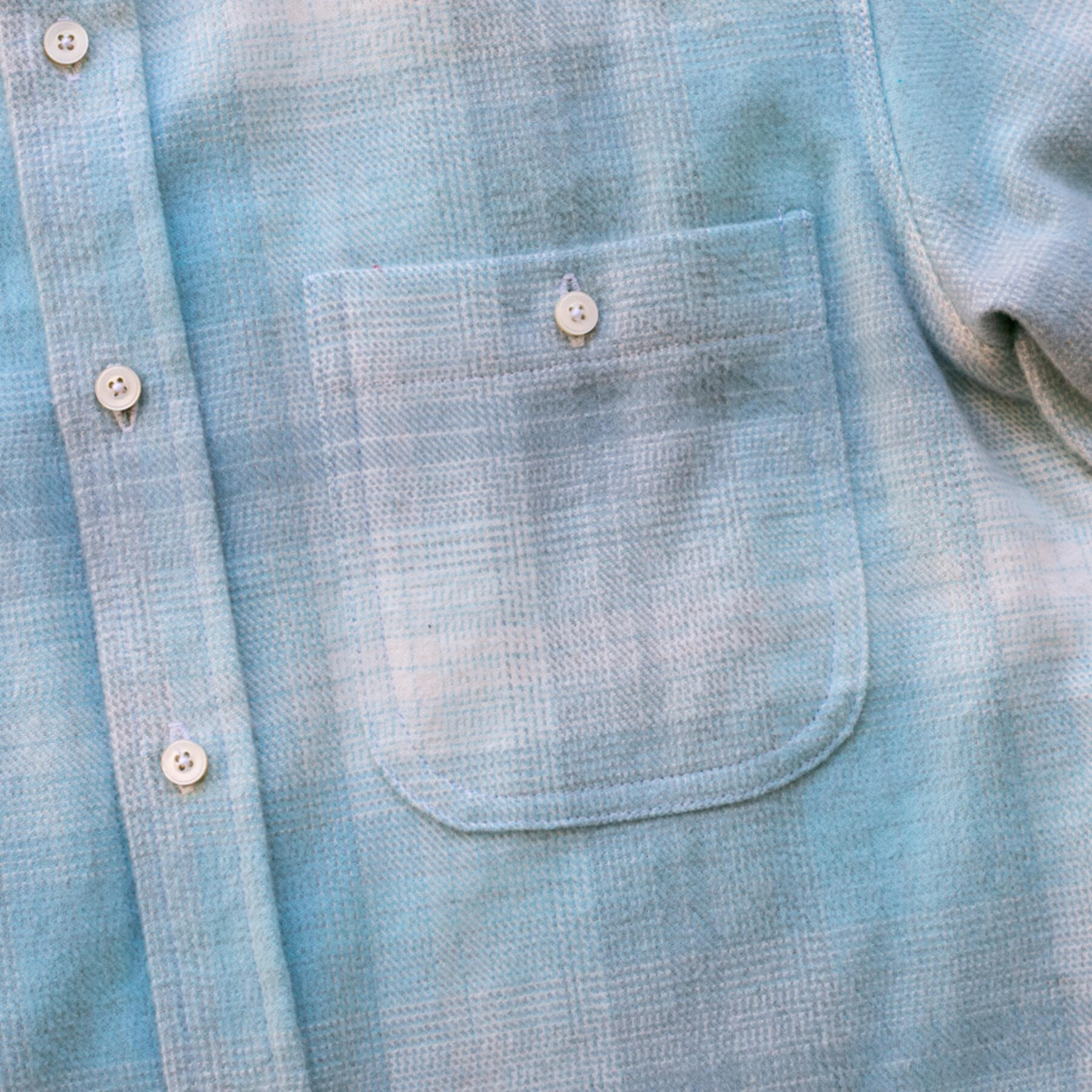 gustin #1039 woodsman flannel - sky