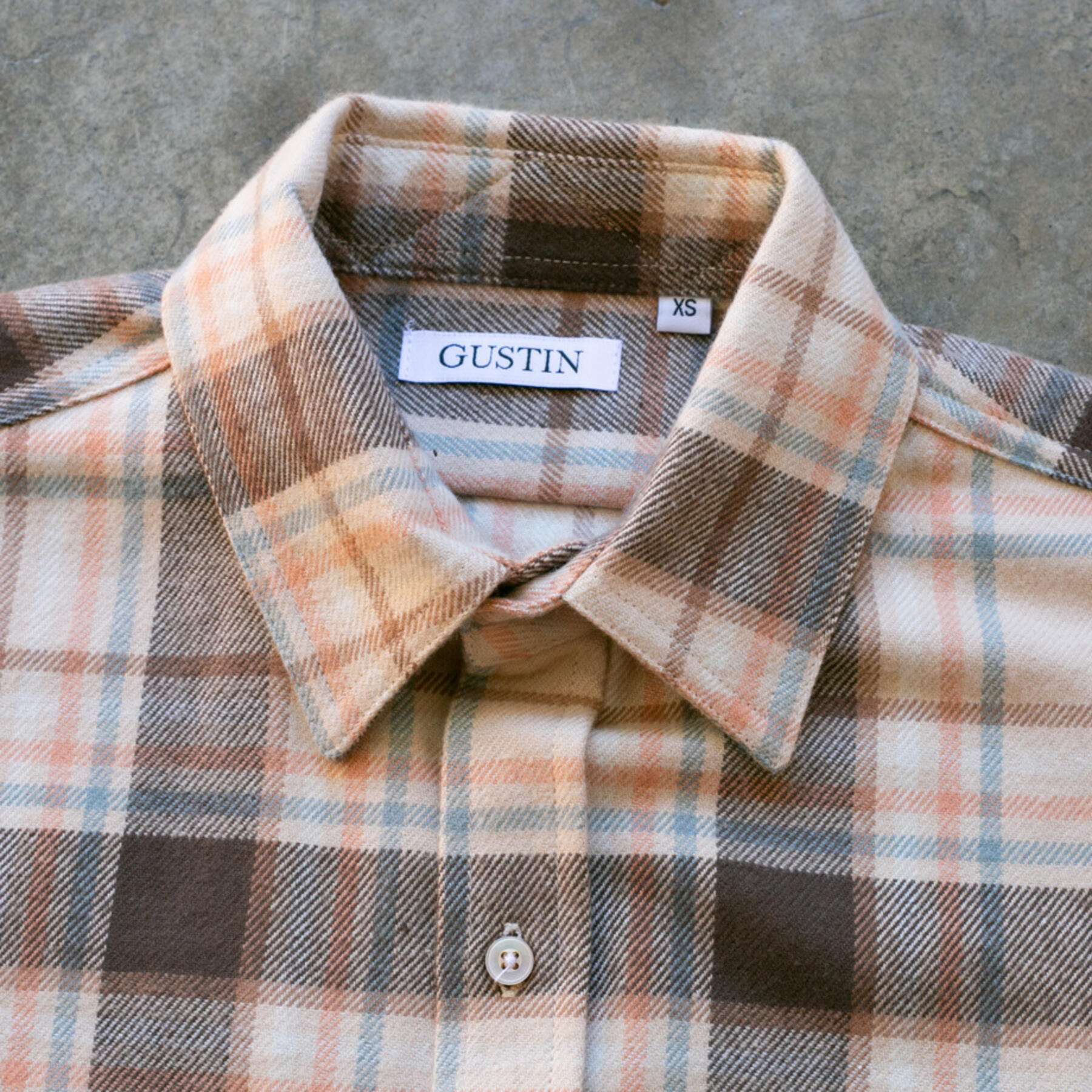 gustin #1038 woodsman flannel - cream wood