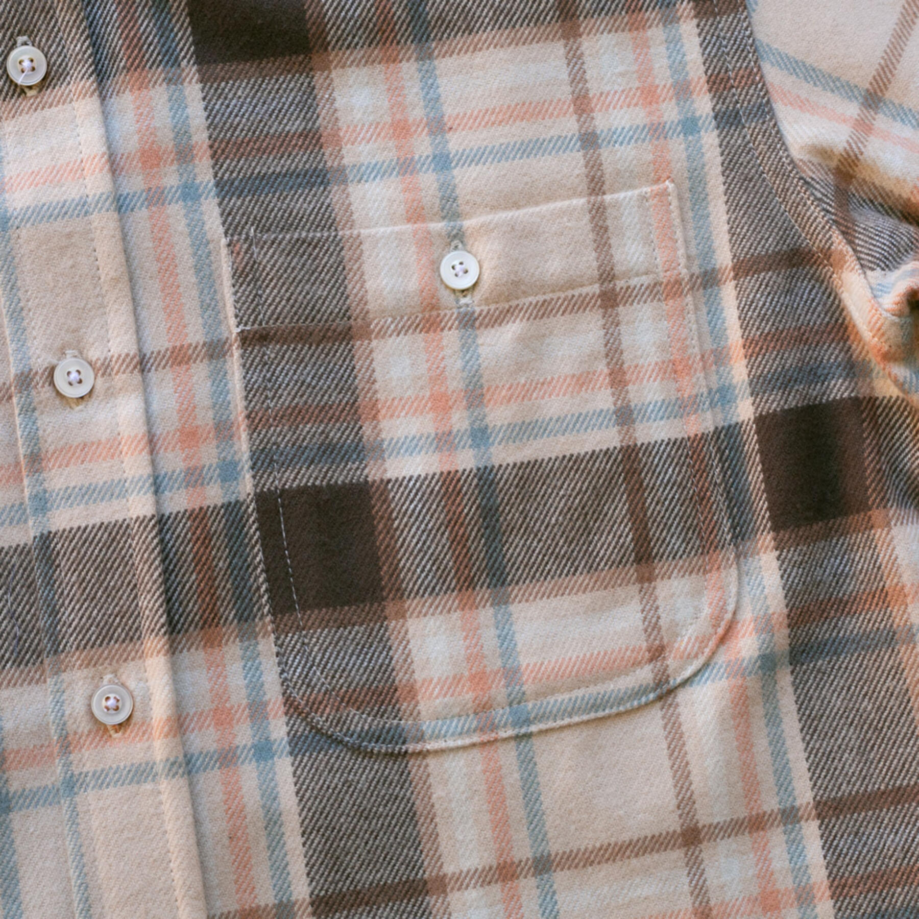 gustin #1038 woodsman flannel - cream wood