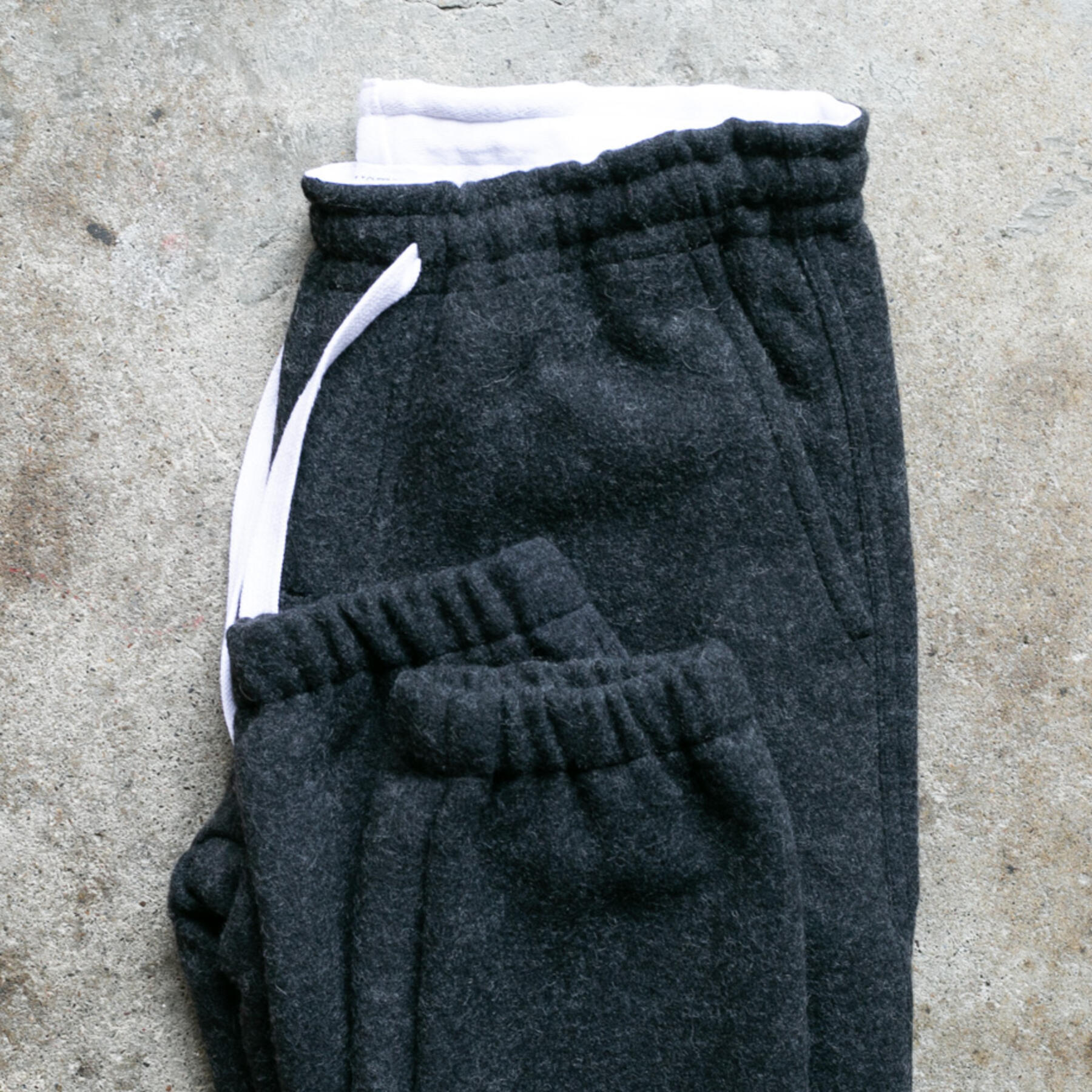 gustin italy melton wool joggers - charcoal
