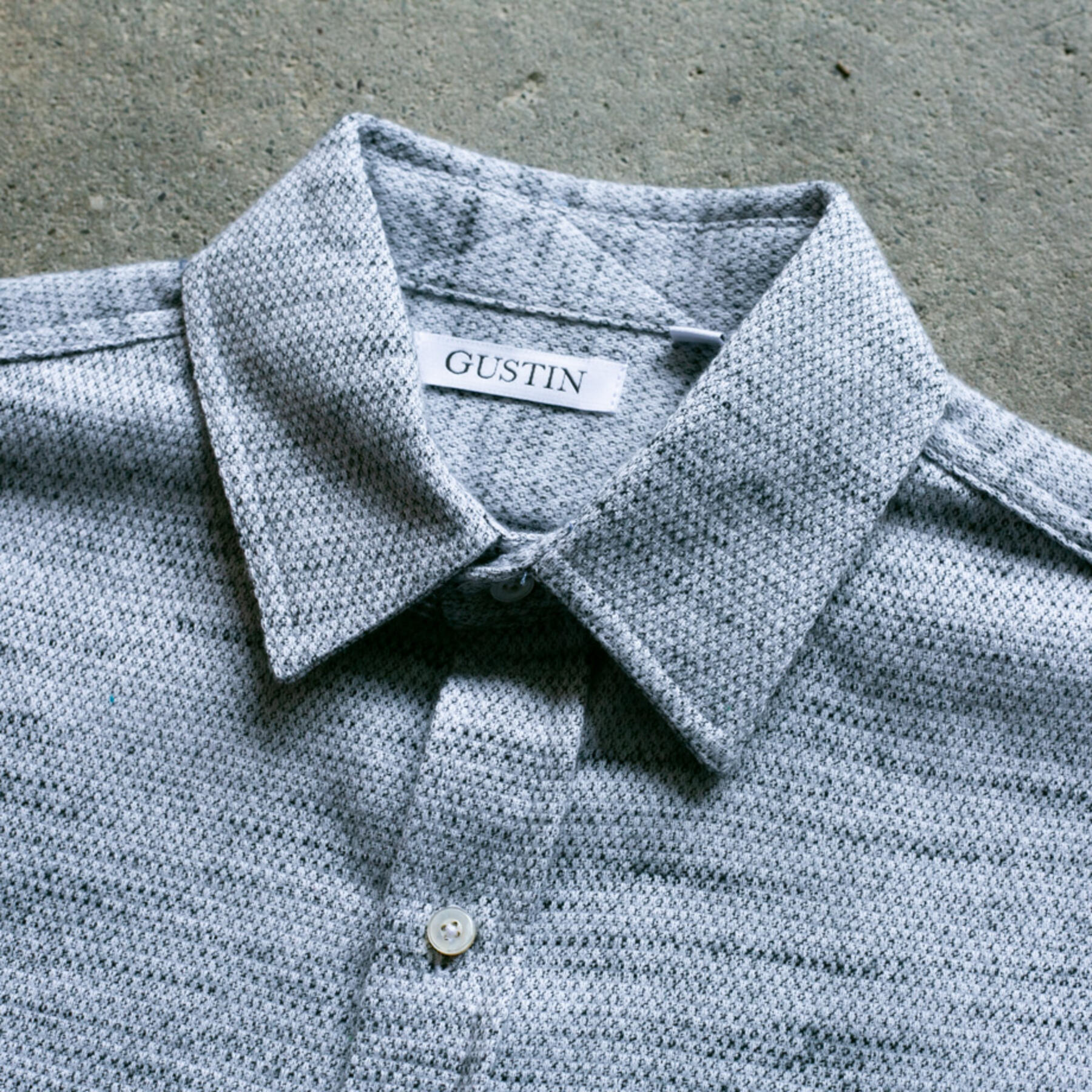 gustin #1057 mottle flannel - concrete x black