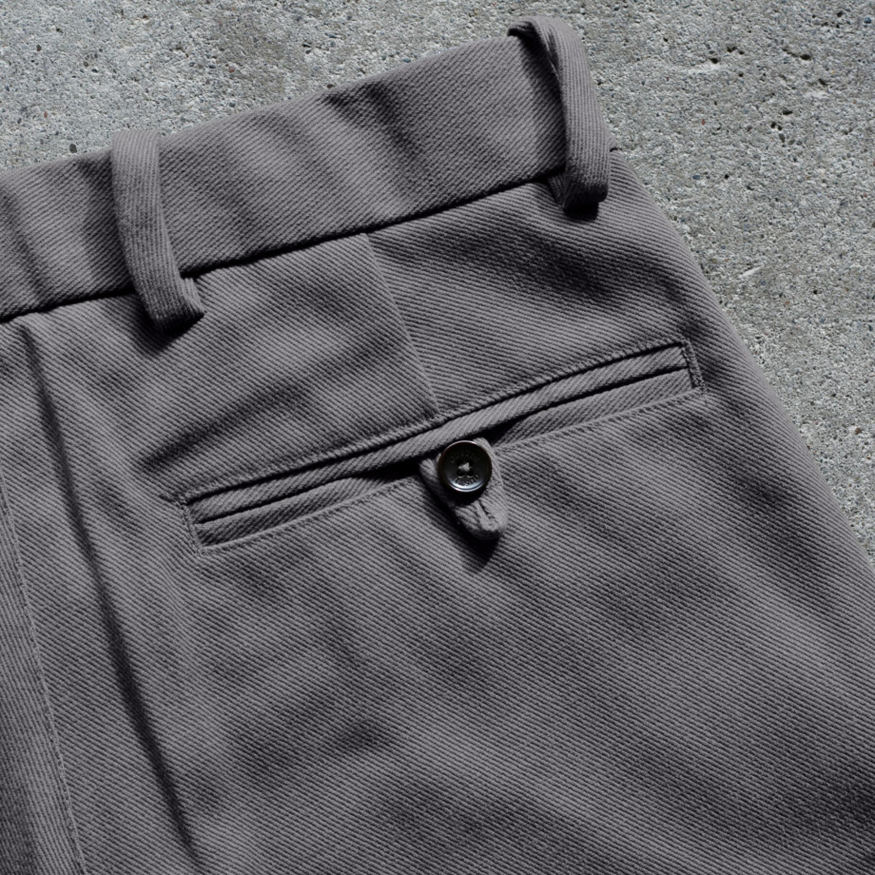 gustin #217 superheavy chinos - graphite