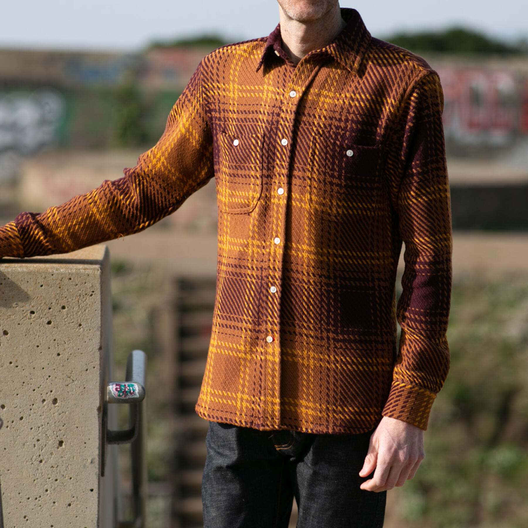 gustin #1063 monster rope shirt - rust gold