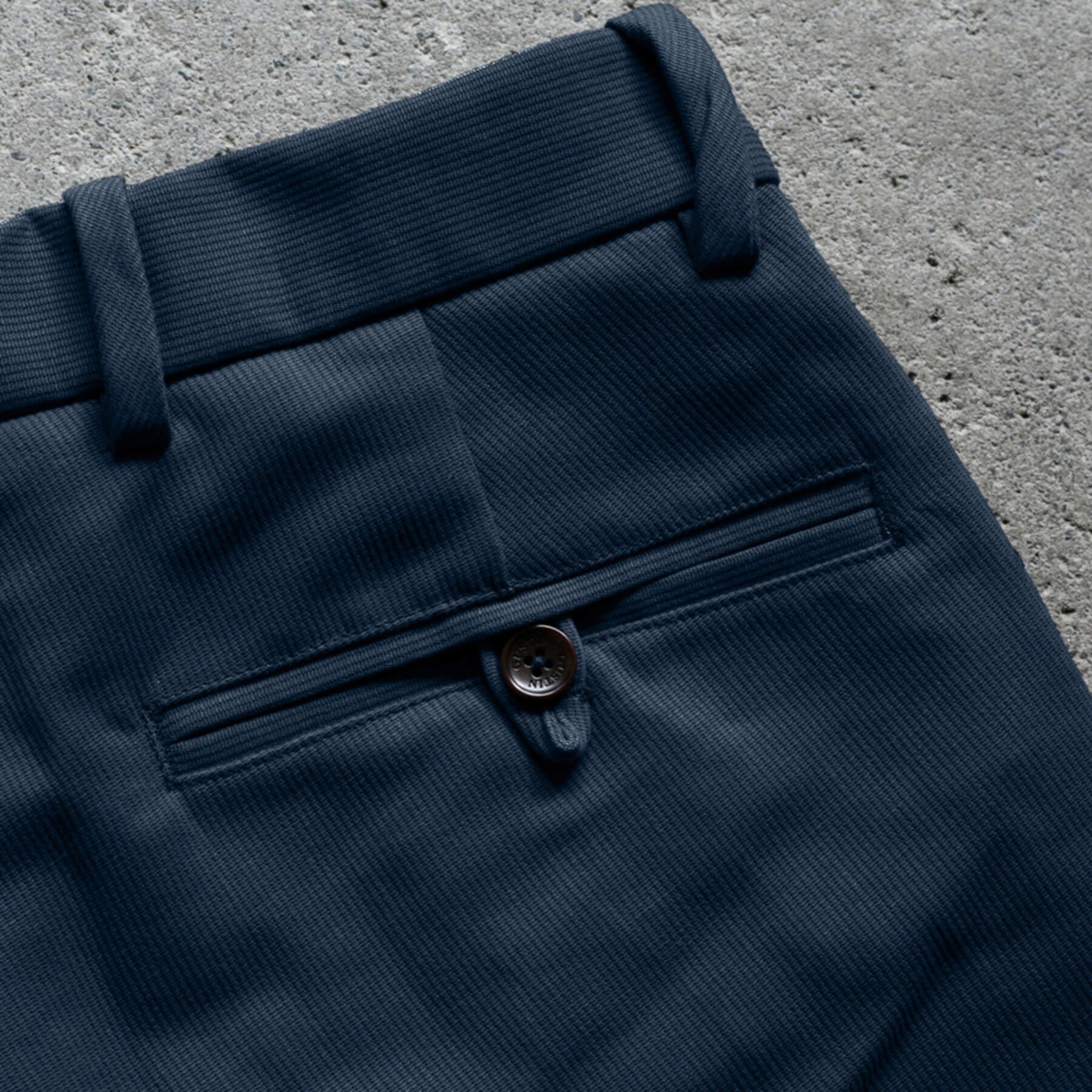 gustin #223 bedford corduroy chinos - navy