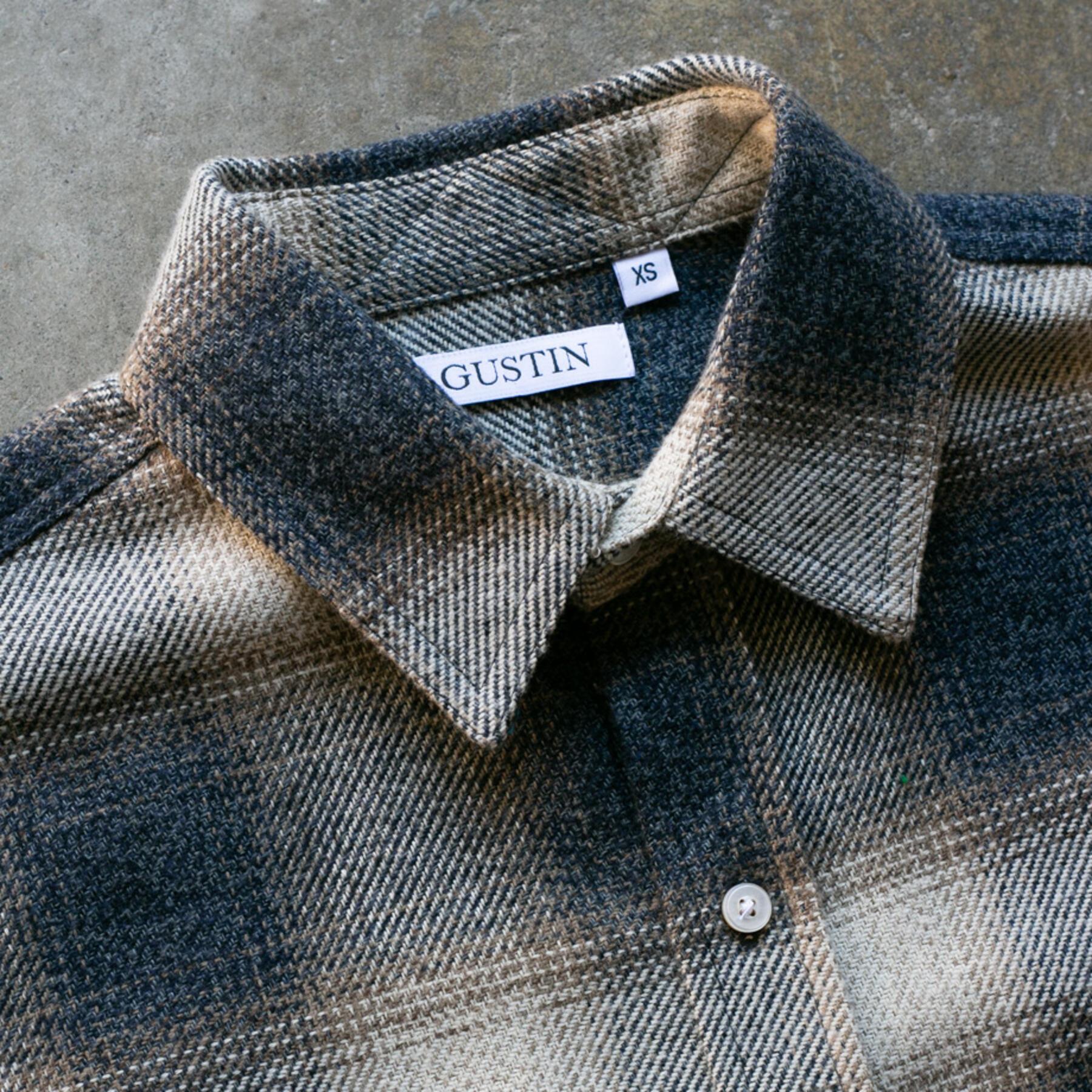 gustin #1078 rustic ombre check - navy cream