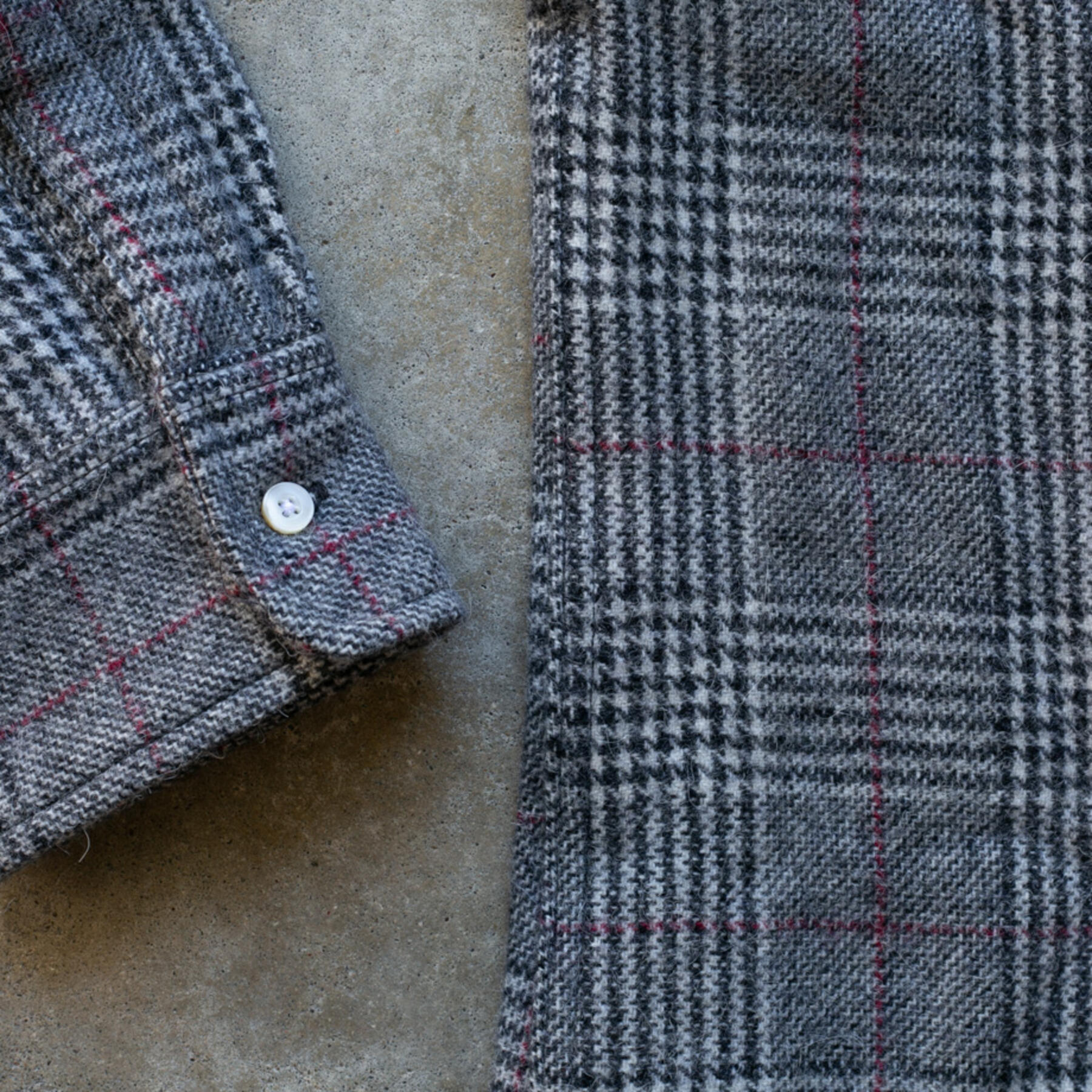 gustin #1048 vintage wool alpaca - navy natural grid