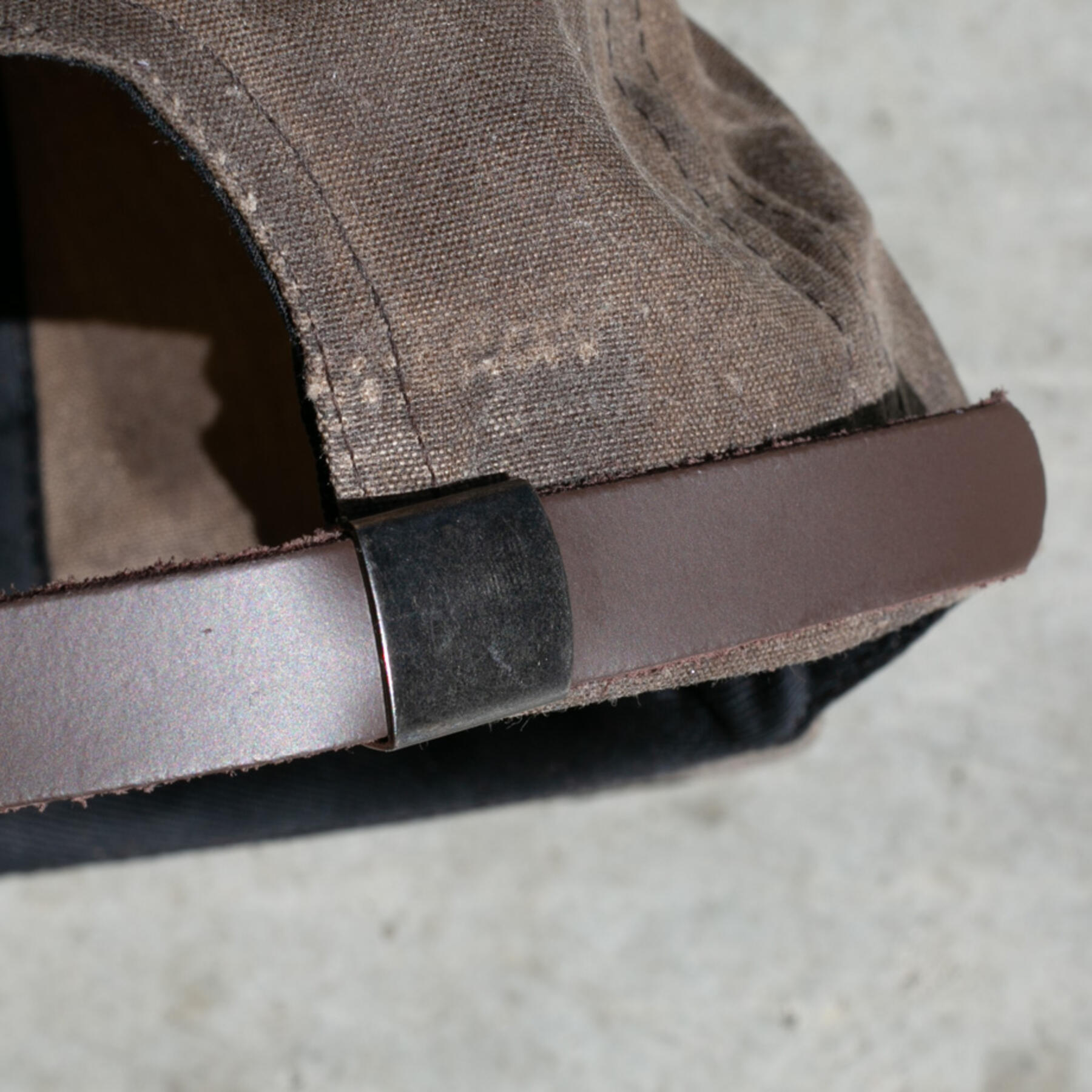 gustin 6 panel cap - dark oak waxed canvas