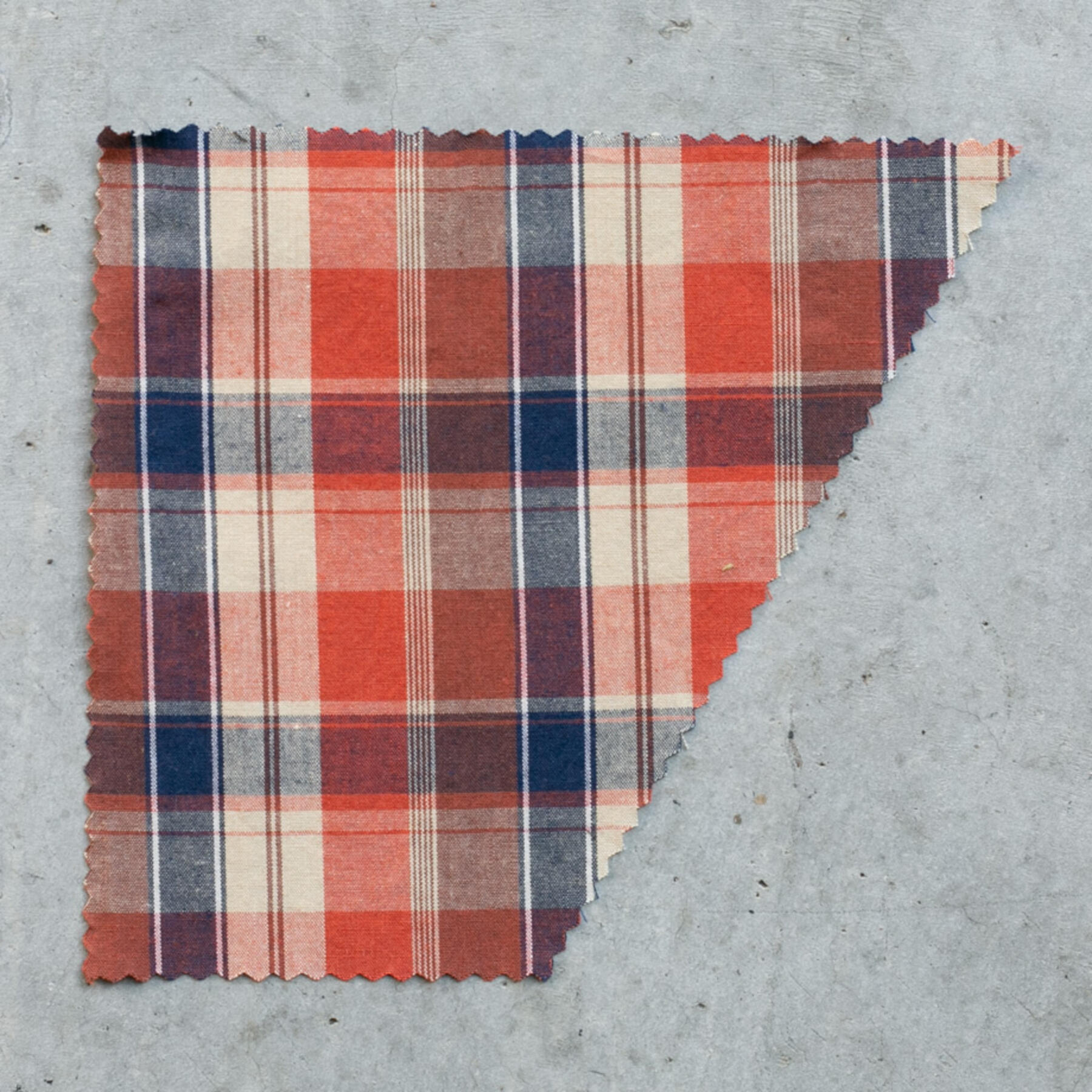 gustin #1092 hamptons plaid - red navy