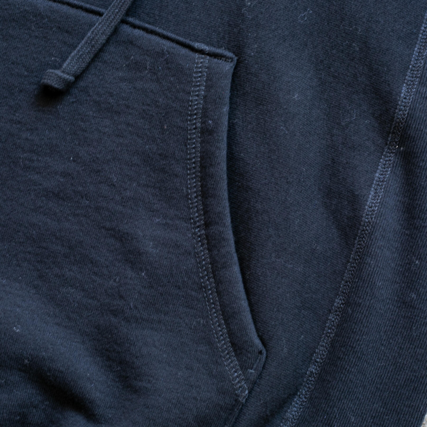 gustin vintage heavyweight pullover hoodie - black