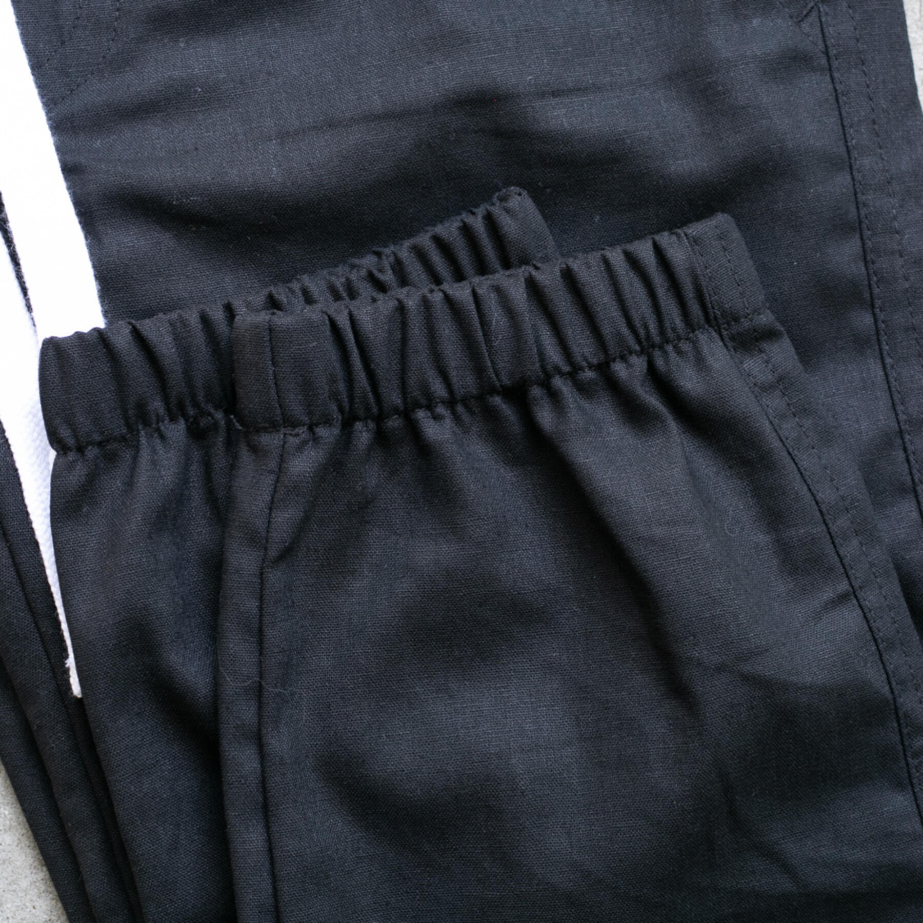 gustin classic linen joggers - black