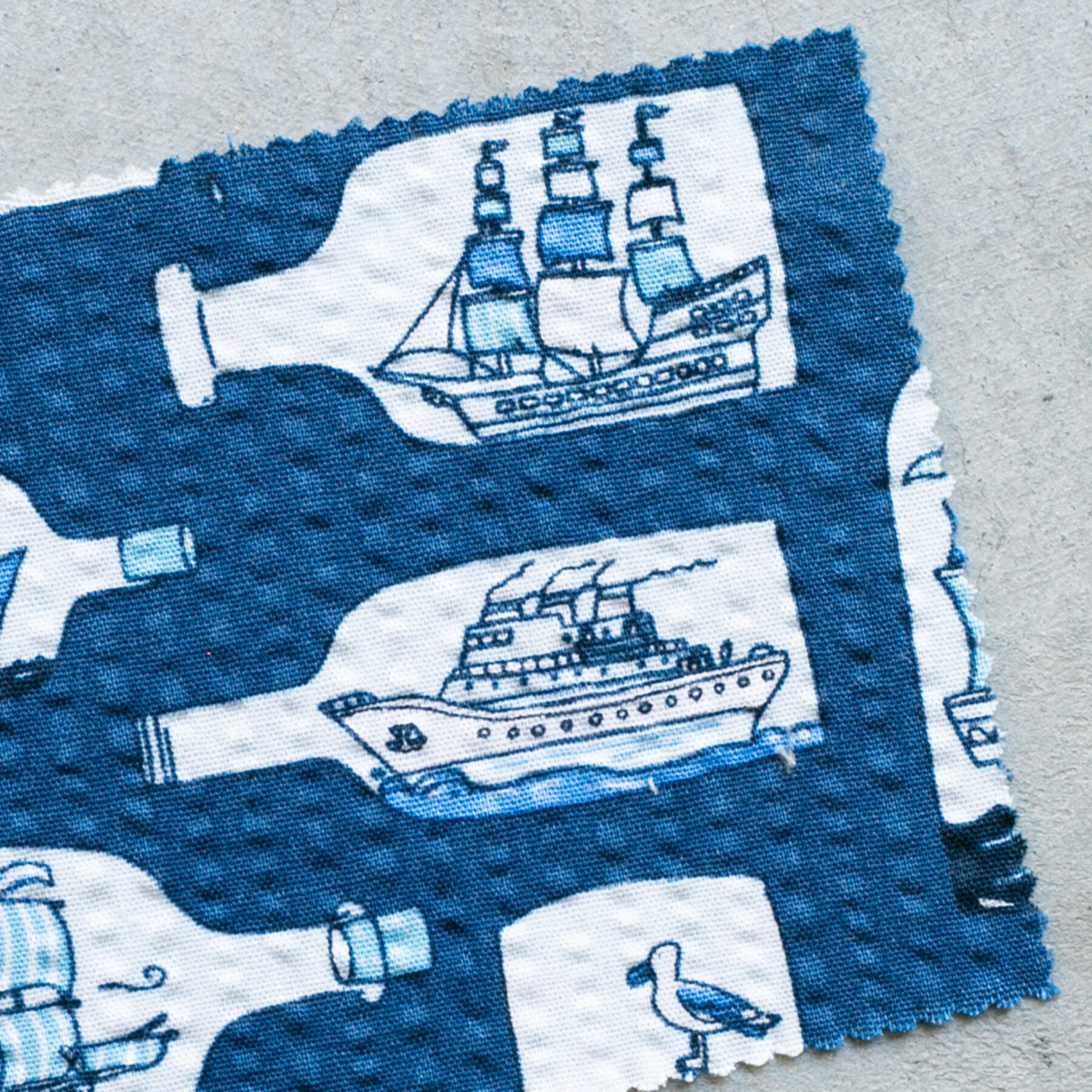 gustin #1116 ship in a bottle shirt - navy