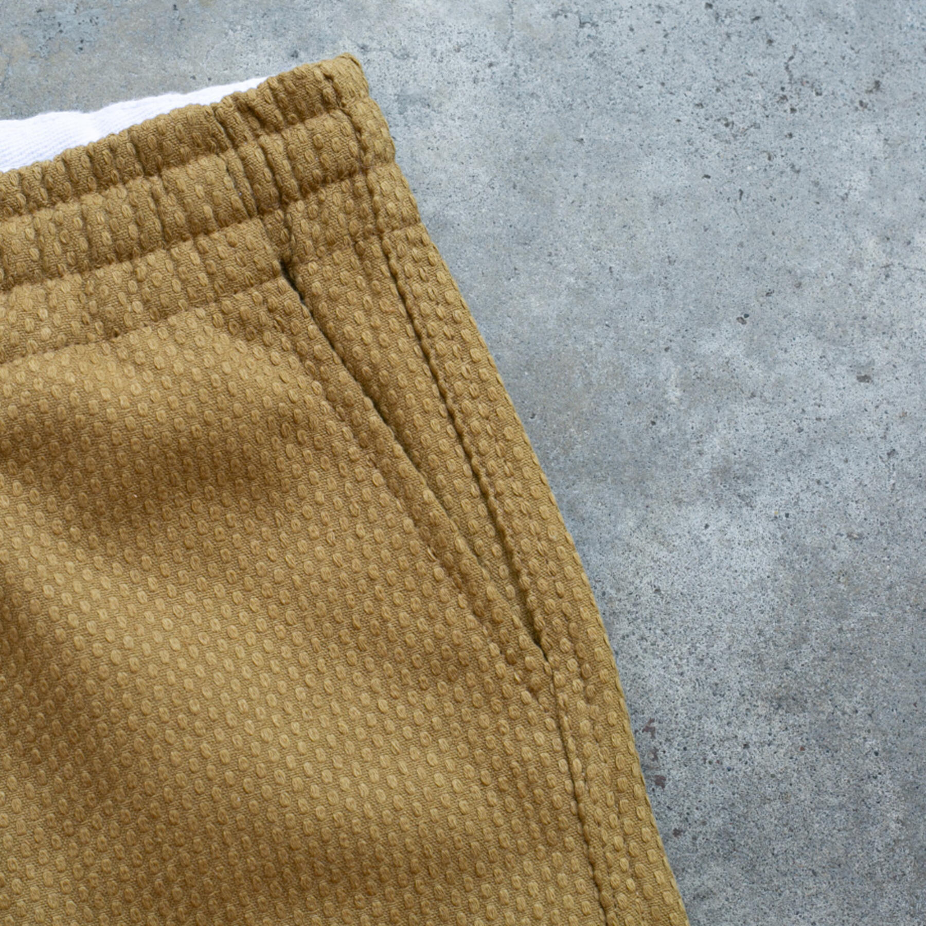 gustin #67 japan sashiko shorts - camel