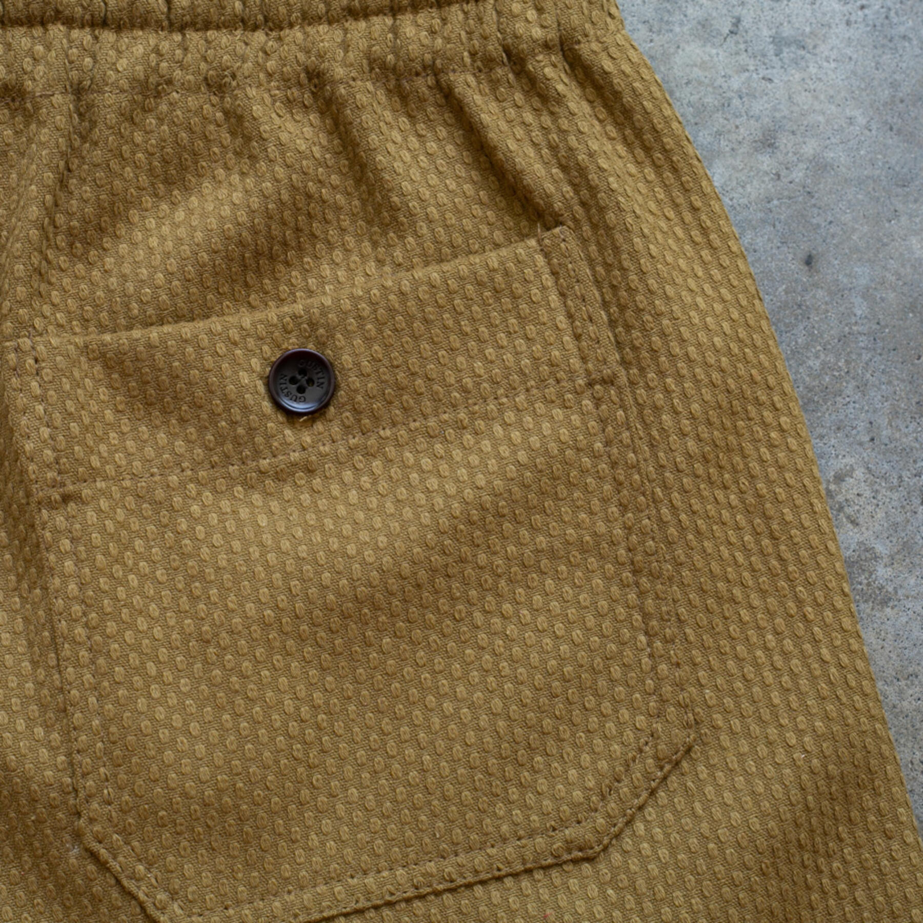 gustin #67 japan sashiko shorts - camel