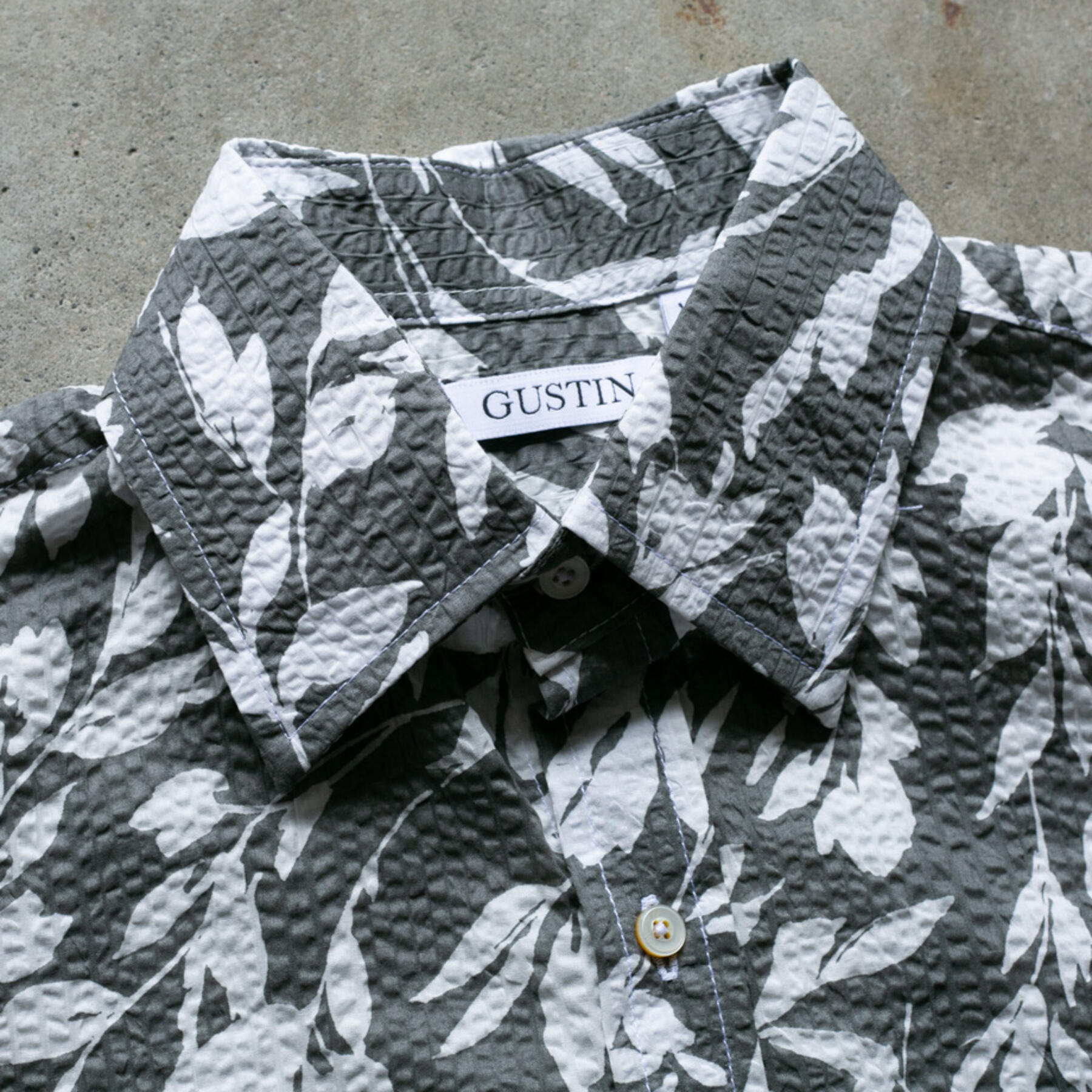 gustin #1135 seersucker floral - whitexgrey