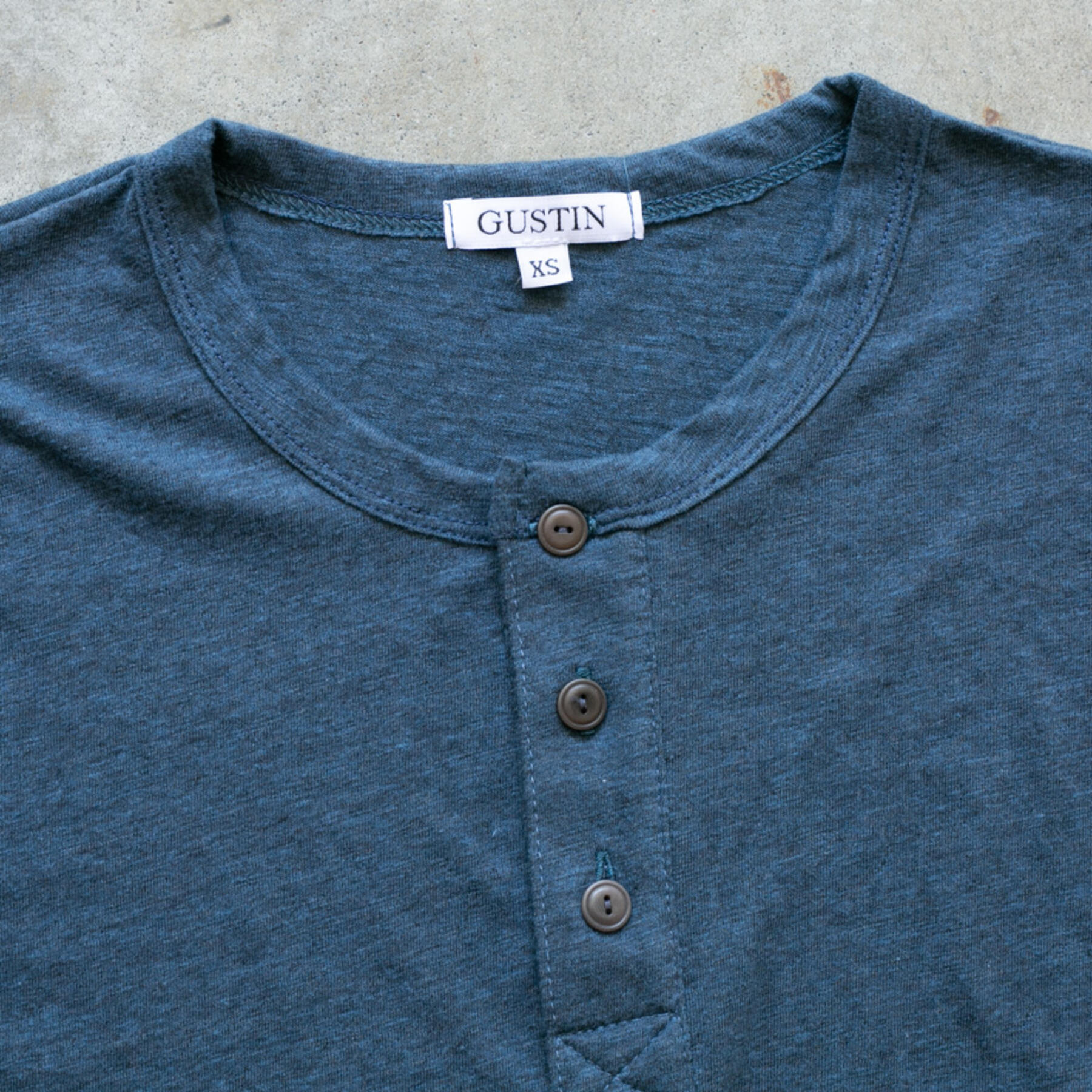 gustin twisted yarn short sleeve henley - dark ocean