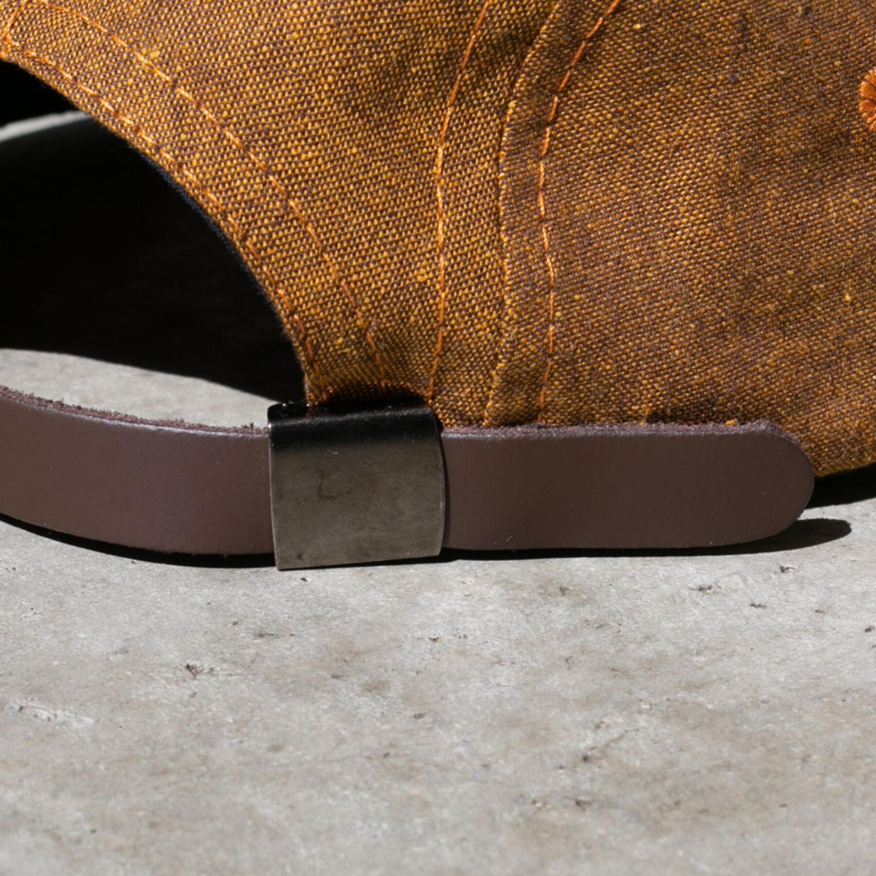 gustin camp hat - slub chambray rust