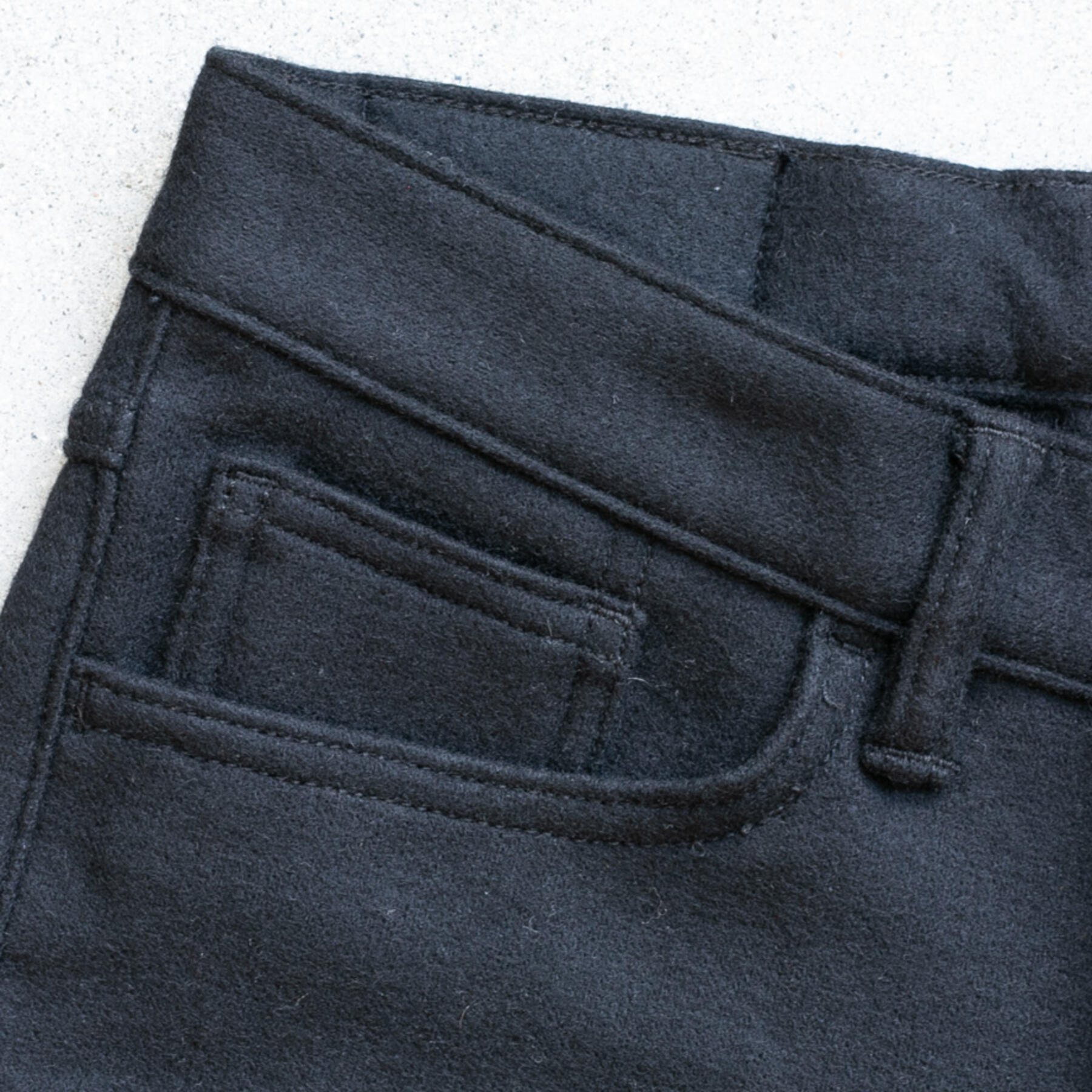 gustin #323 melton wool jersey 5 pocket - black