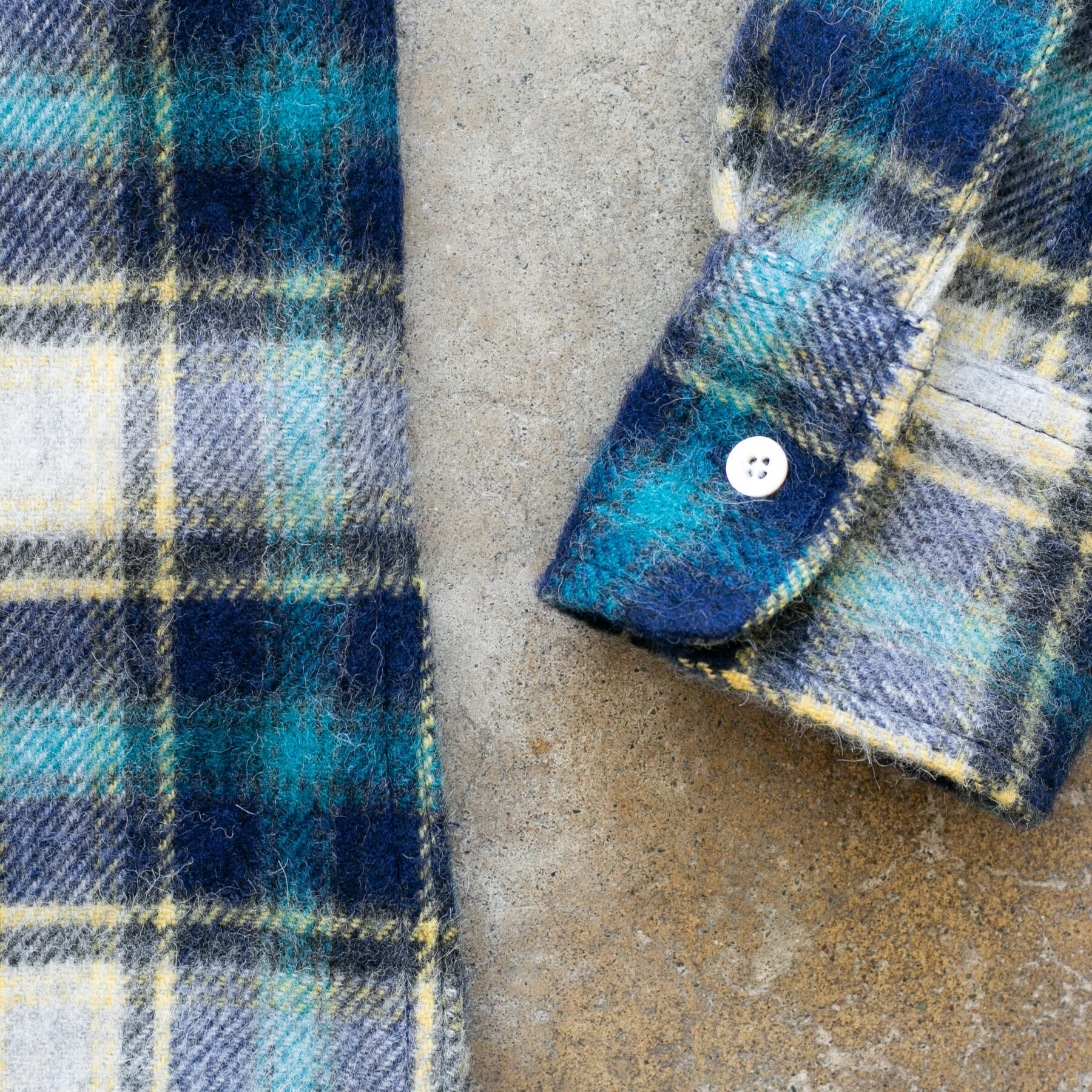 gustin #1044 vintage wool alpaca - blue corn