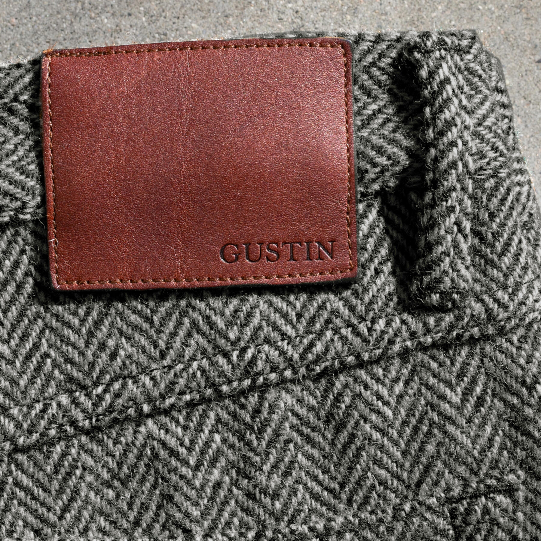 gustin #330 harris tweed® 5 pocket - grey x black herringbone