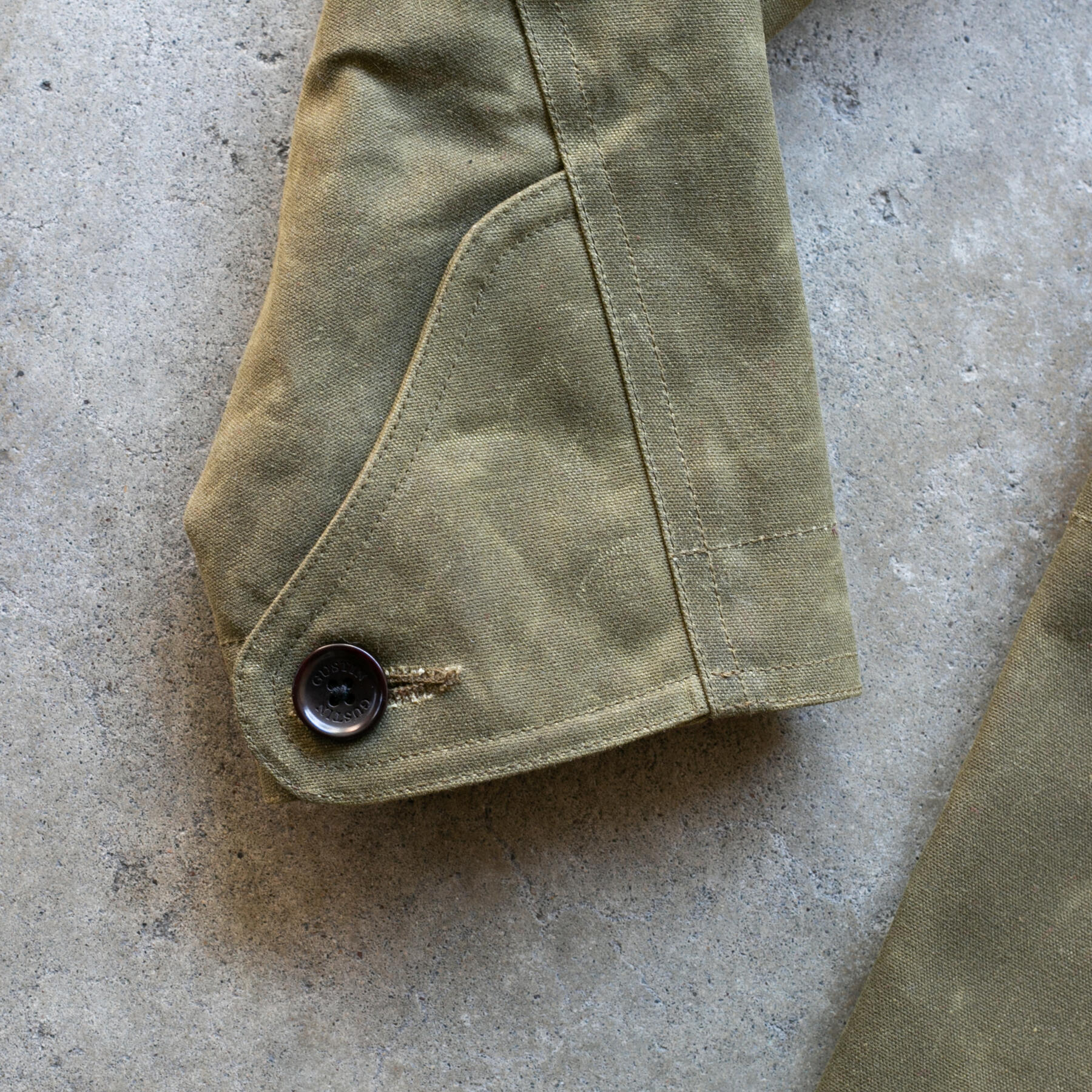 gustin huntsman jacket - waxed olive