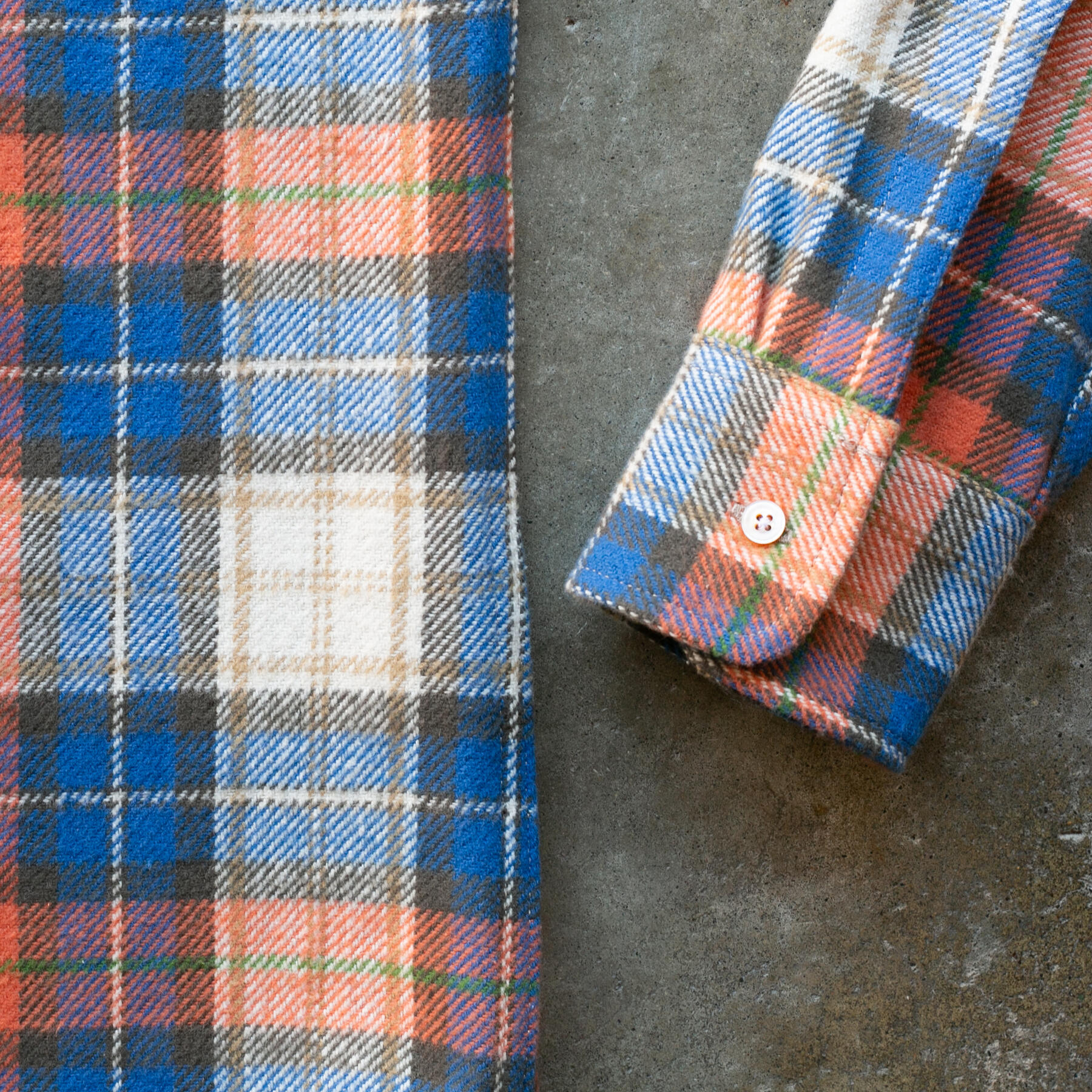 gustin #1179 monster flannel - retro multi